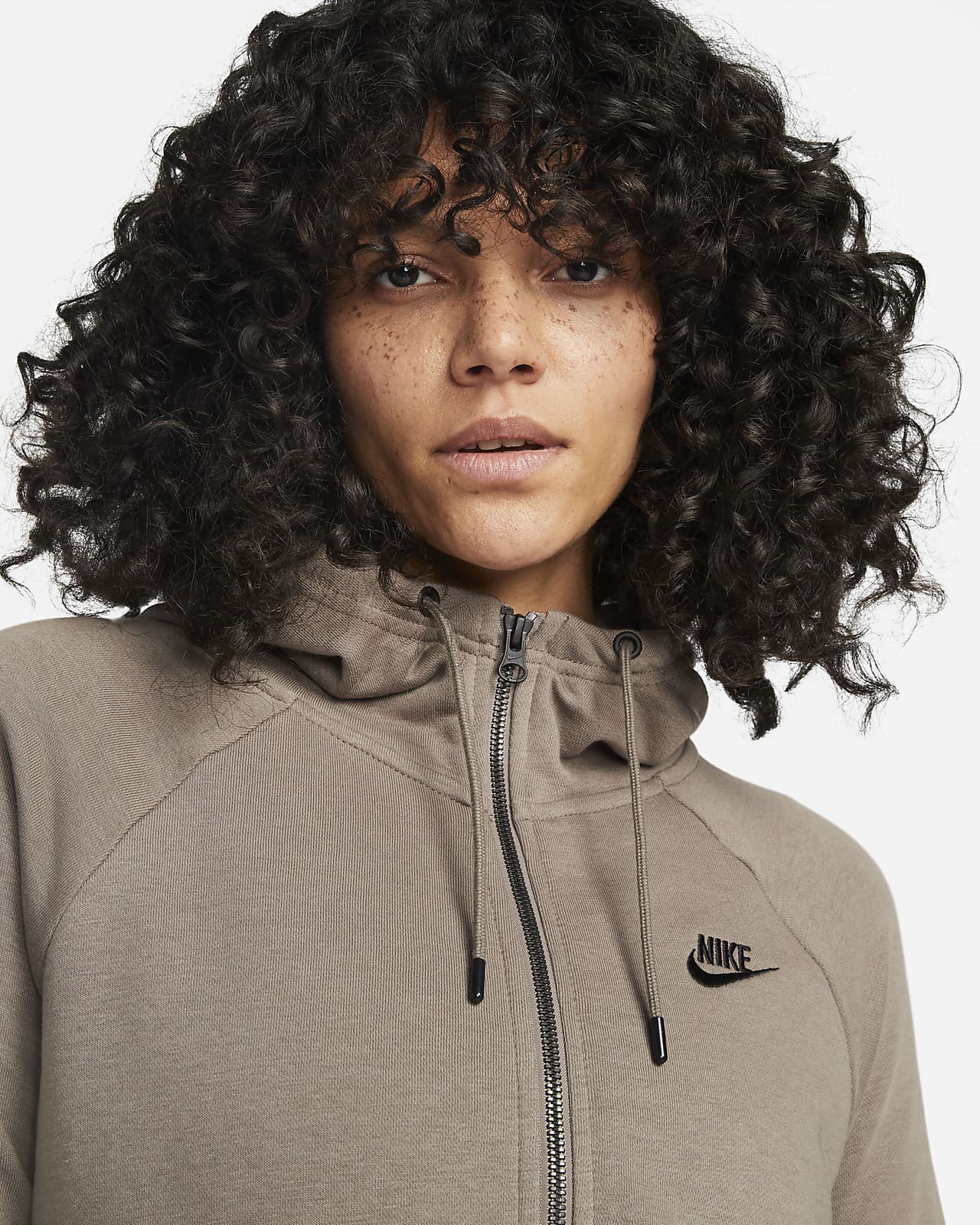 Nike Sportswear Essential Women's Full-Zip Fleece Hoodie. Nike IE