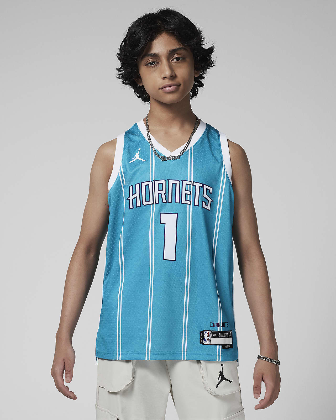 Camisola NBA Swingman Nike Dri-FIT Charlotte Hornets 2023/24 Icon Edition Júnior (Rapaz)