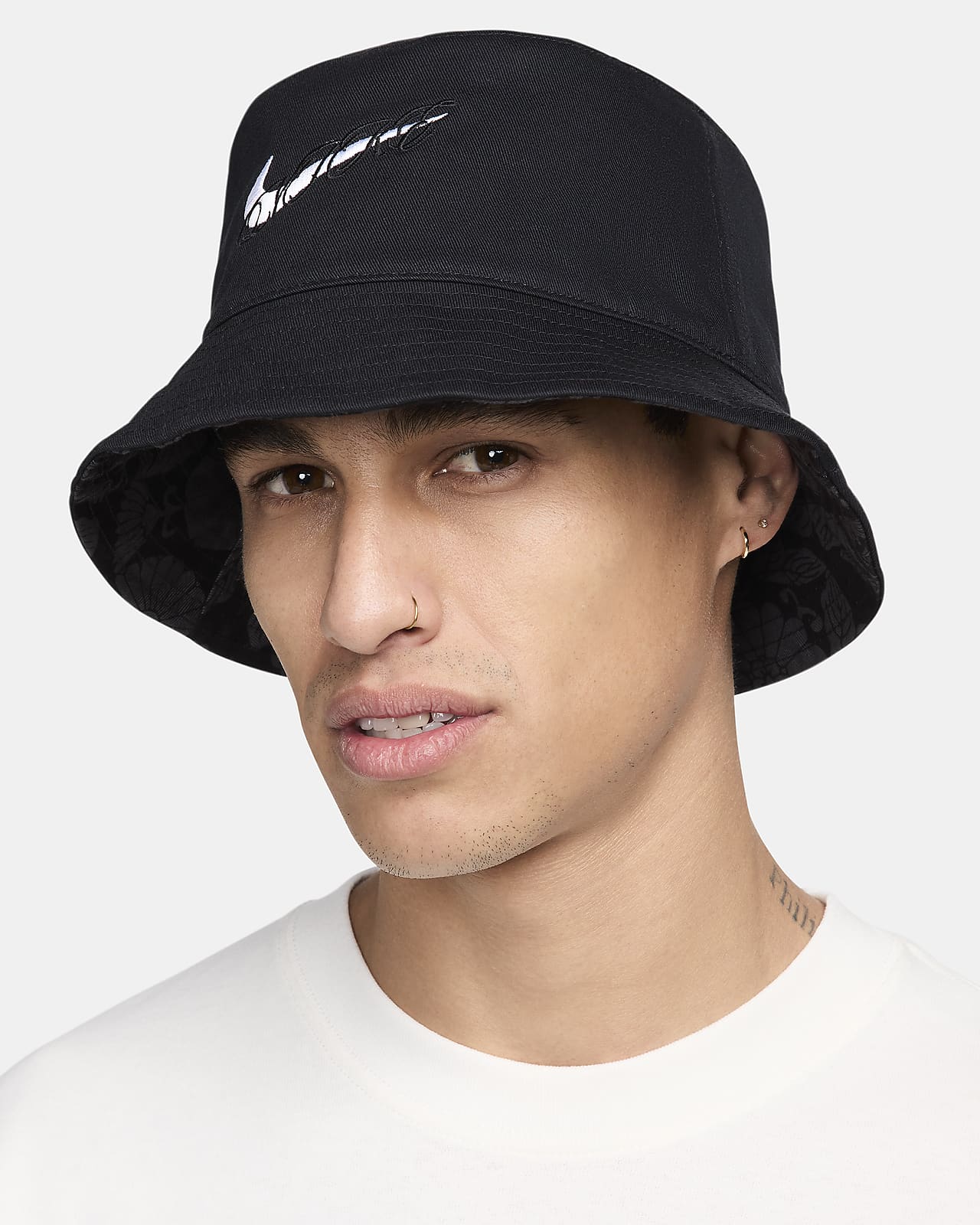 Nike SWOOSH PRINT BUCKET HAT Black - black