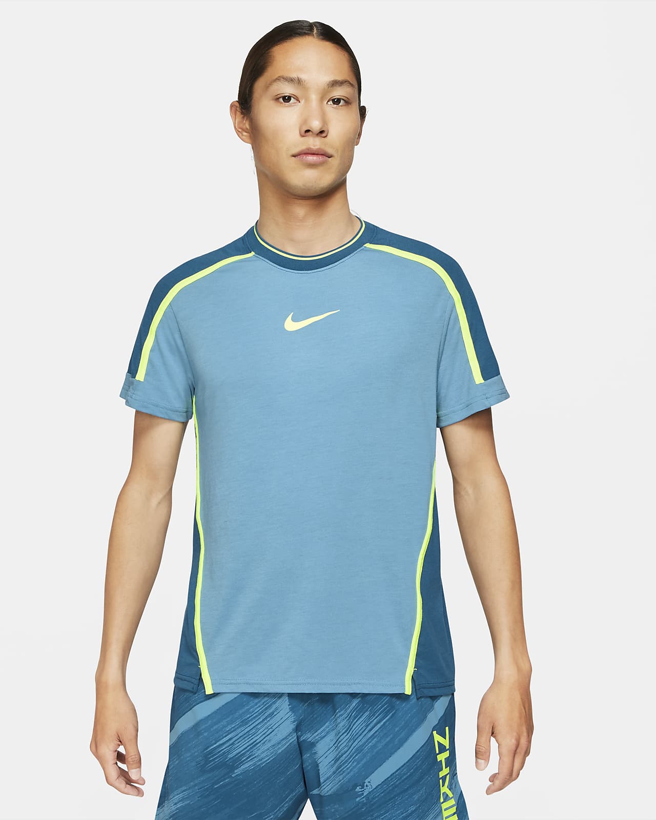 Nike Dri-FIT Sport Clash Men's Short-Sleeve Training Top. Nike JP