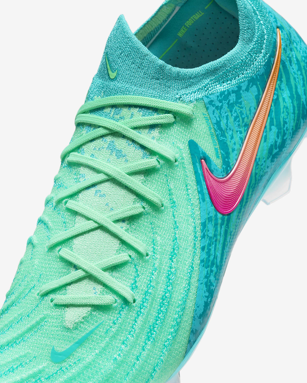 Teal nike cheap soccer cleats