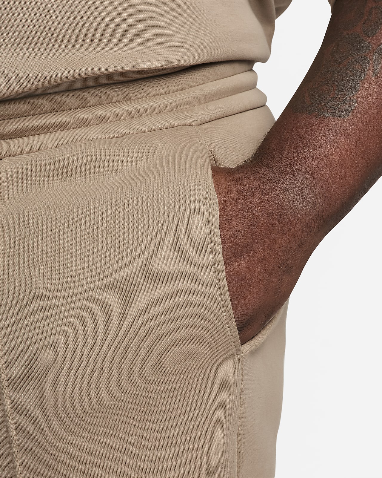 Nike Sportswear Tech Fleece Reimagined Men's Loose Fit Open Hem Sweatpants.