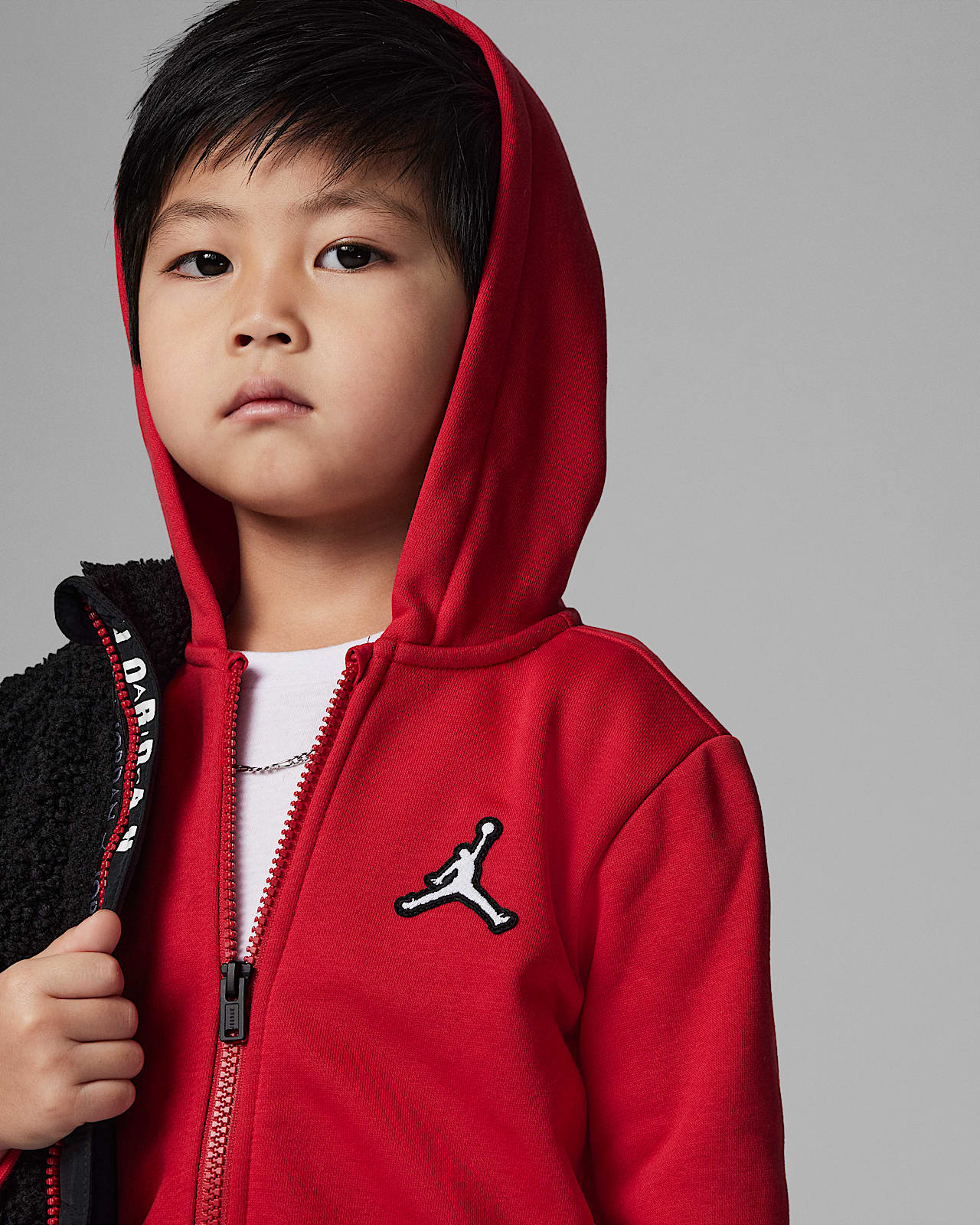 Conjunto de sudadera con capucha y pantalones para bebé Jordan. Nike.com