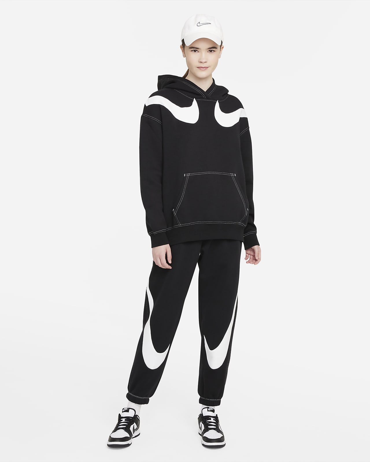 Nike Sportswear Swoosh Women's Oversized Fleece Hoodie - Black