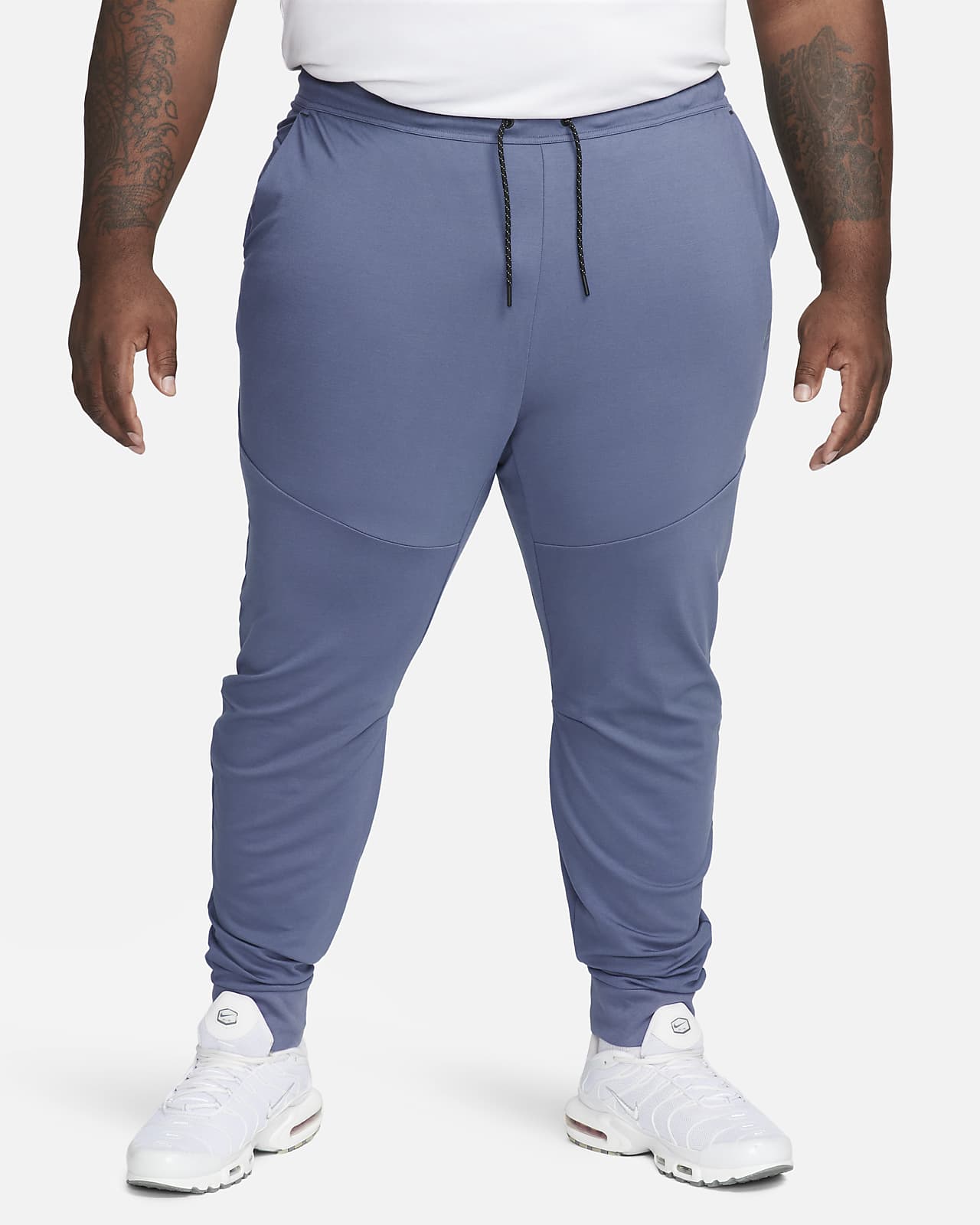 Nike Sportswear Tech Slim-Fit Jogger Tracksuit Bottoms. LU