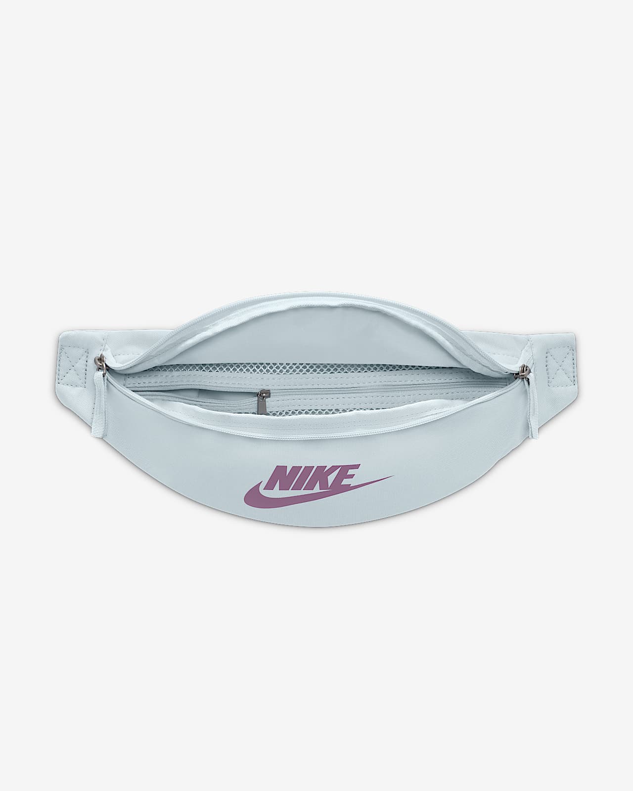Cangurera Nike Heritage (3L). Nike.com