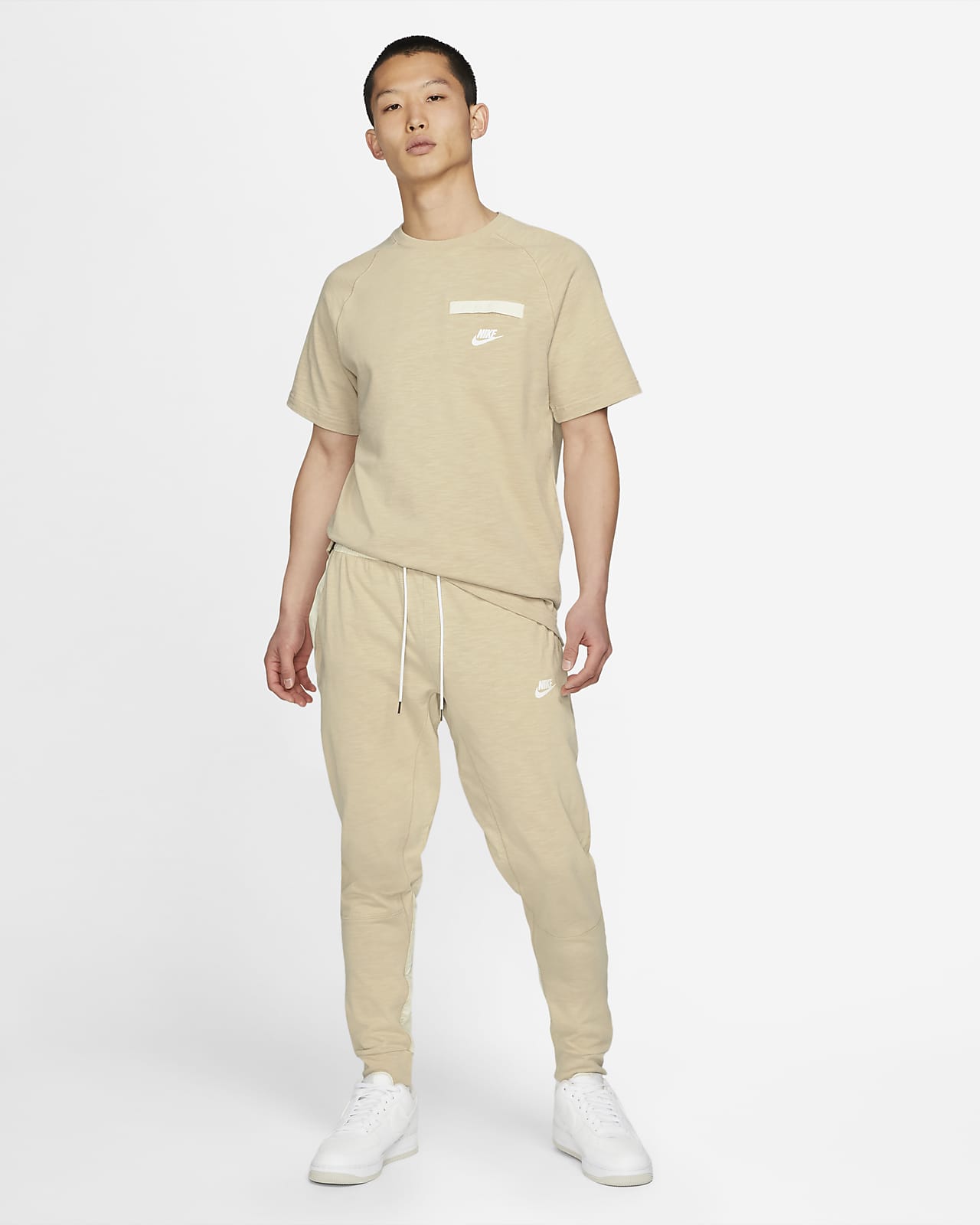 nike modern essential