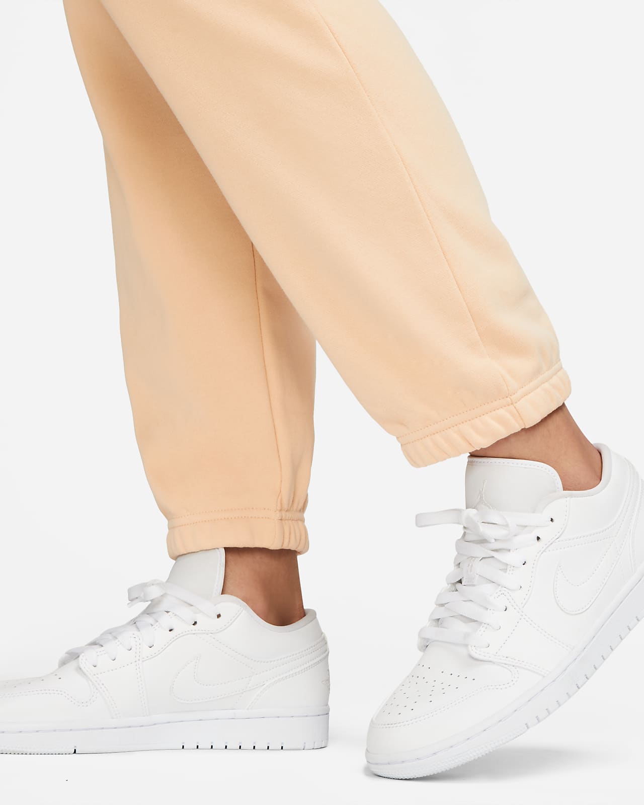 Fleece Trousers. Nike LU
