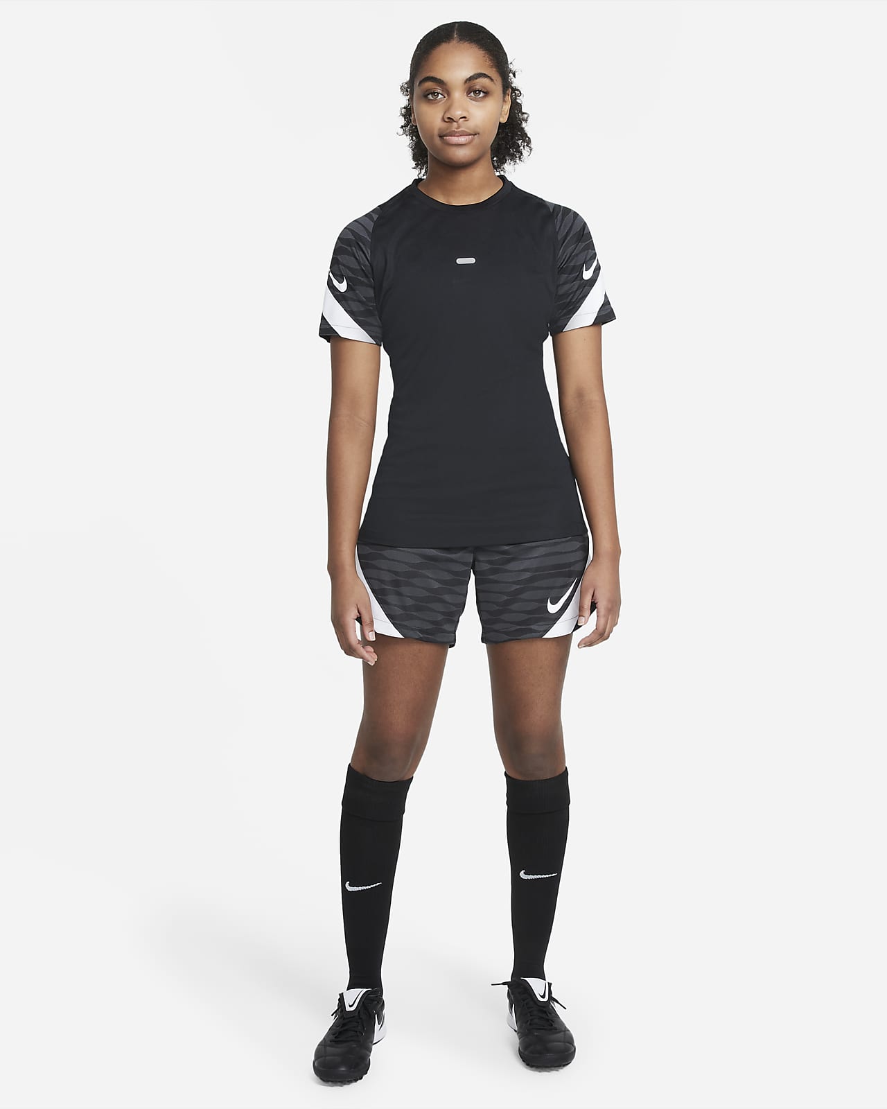 Nike Dri-FIT Strike Voetbaltop met korte mouwen voor dames. Nike BE