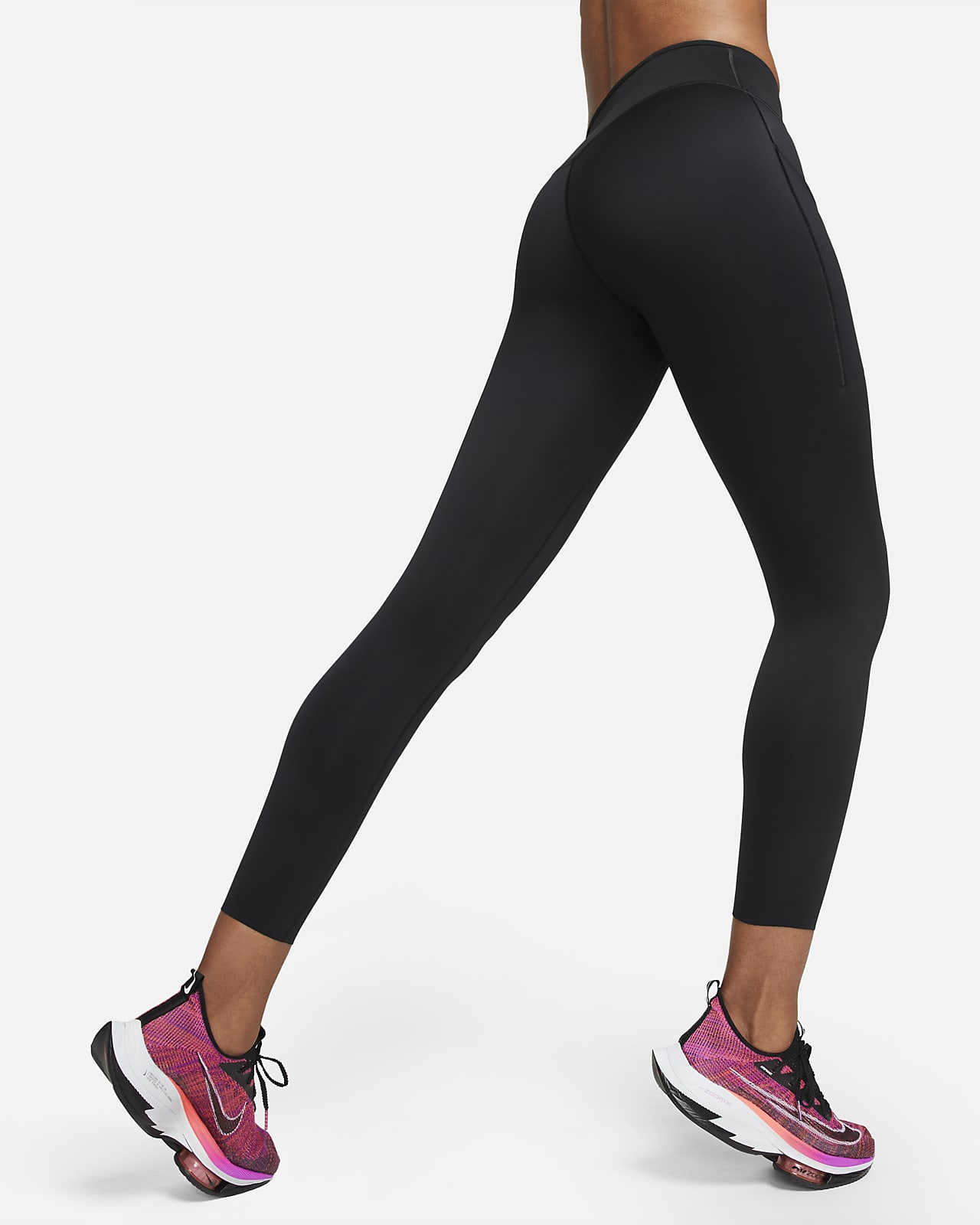 Damskie legginsy ze średnim stanem i kieszeniami o długości 7/8  zapewniające mocne wsparcie Nike Go