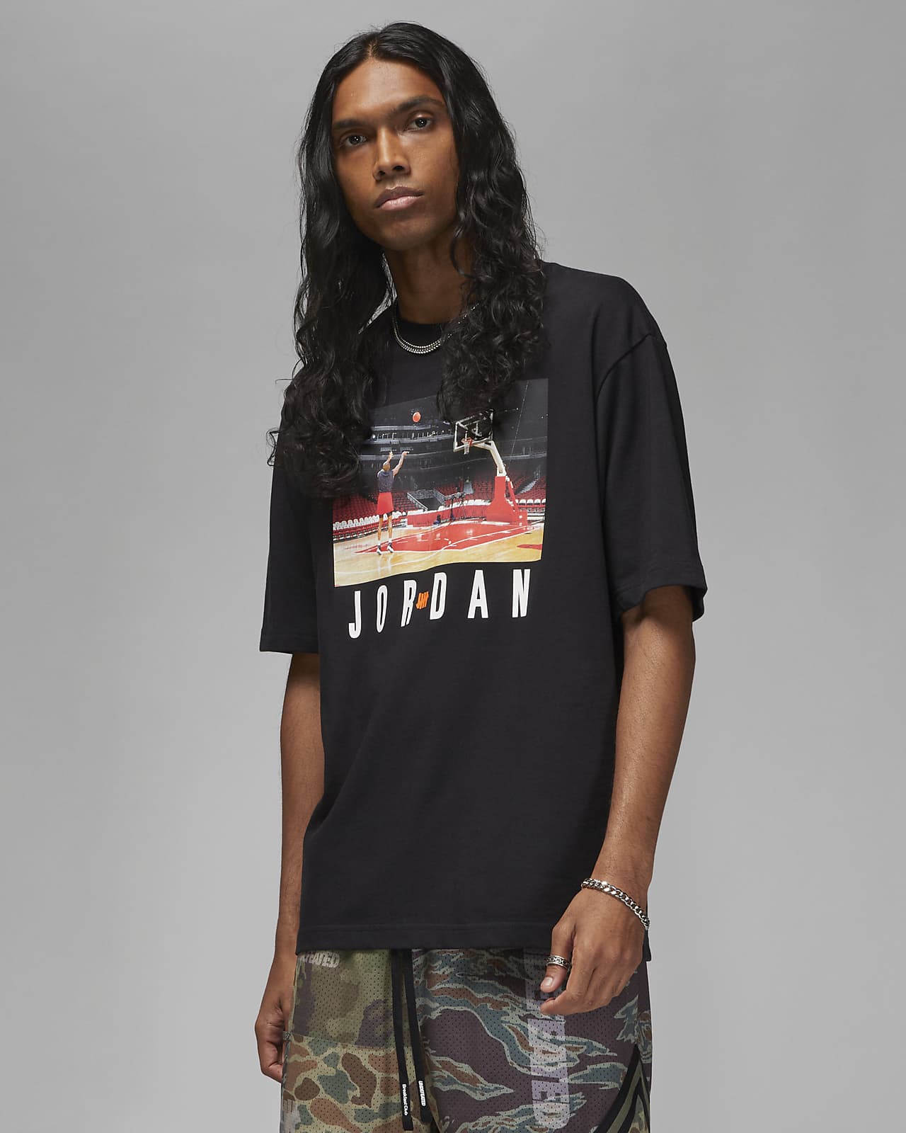 Jordan x UNDEFEATED Men's T-Shirt