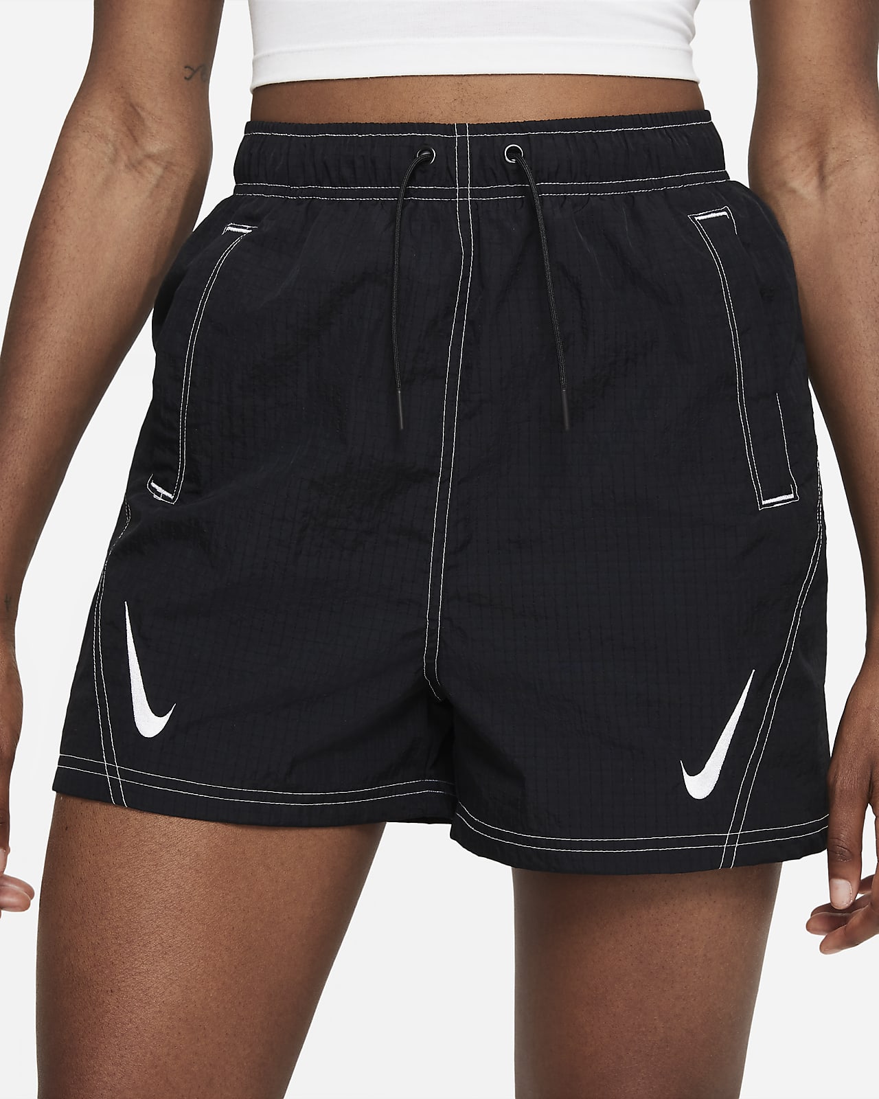 Nike Sportswear Swoosh Women's Shorts. Nike BG