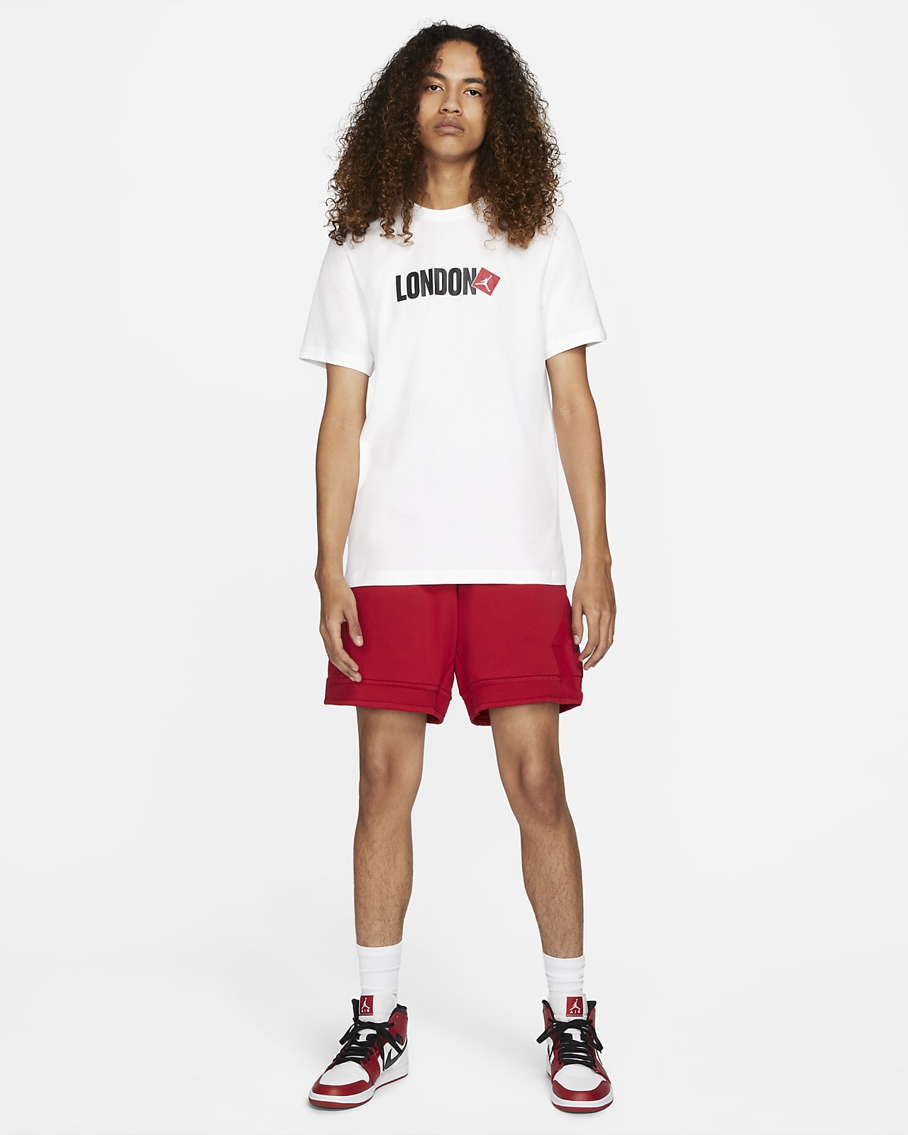 Jordan London Men's Short-Sleeve T-Shirt. Nike GB