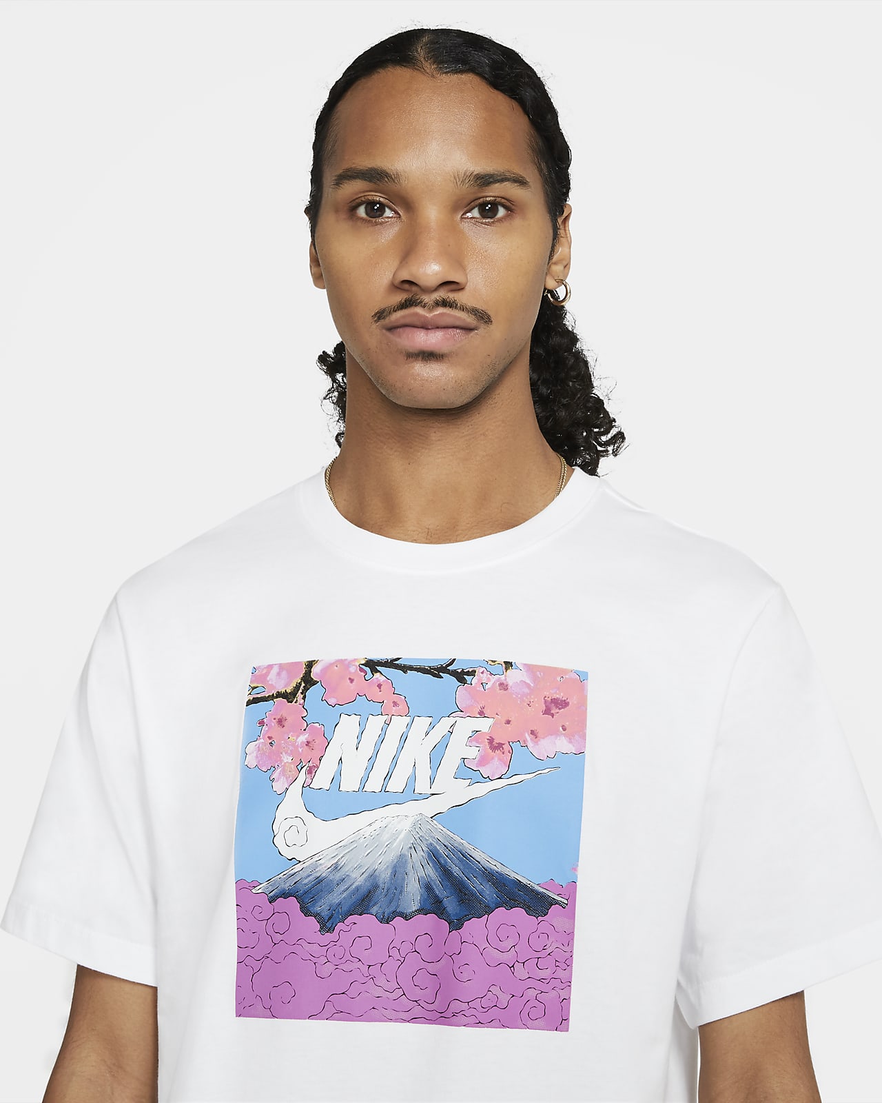 t shirt nike sportswear