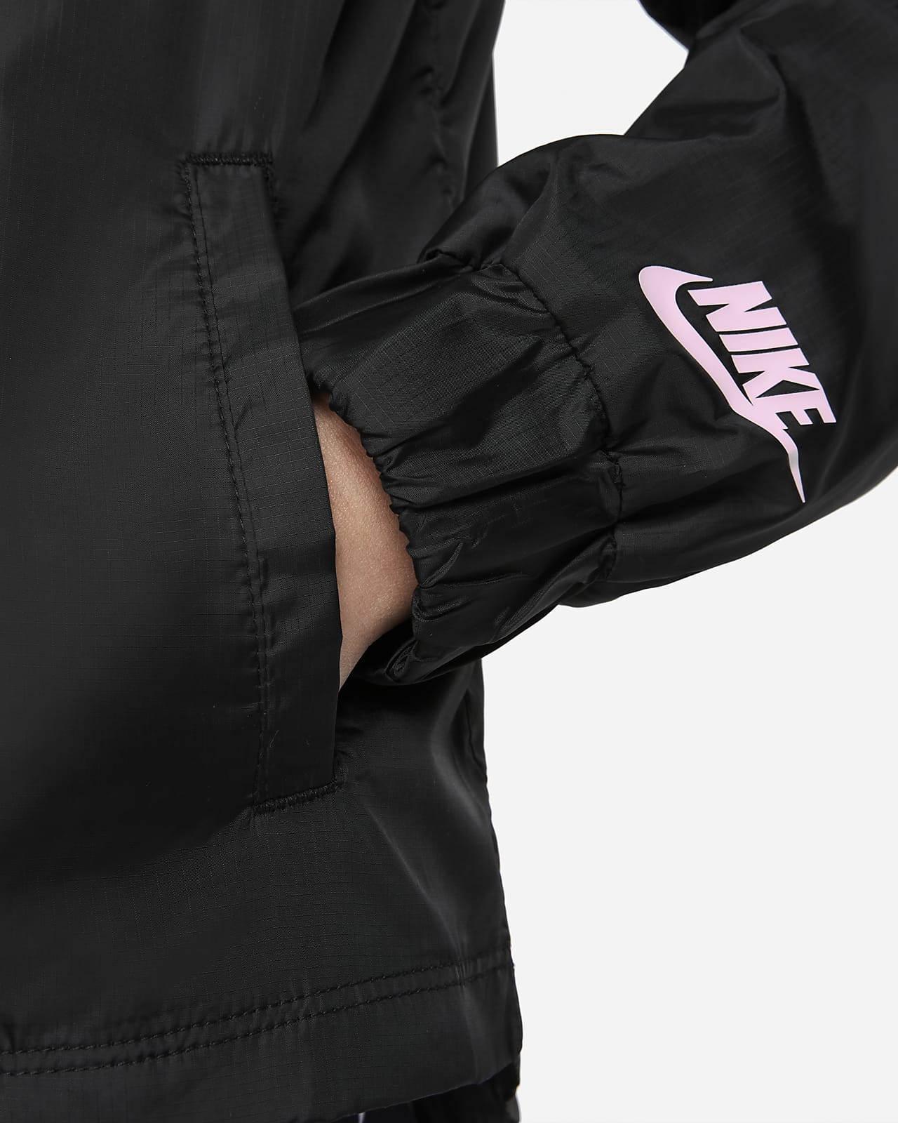 nike sportswear windrunner barn