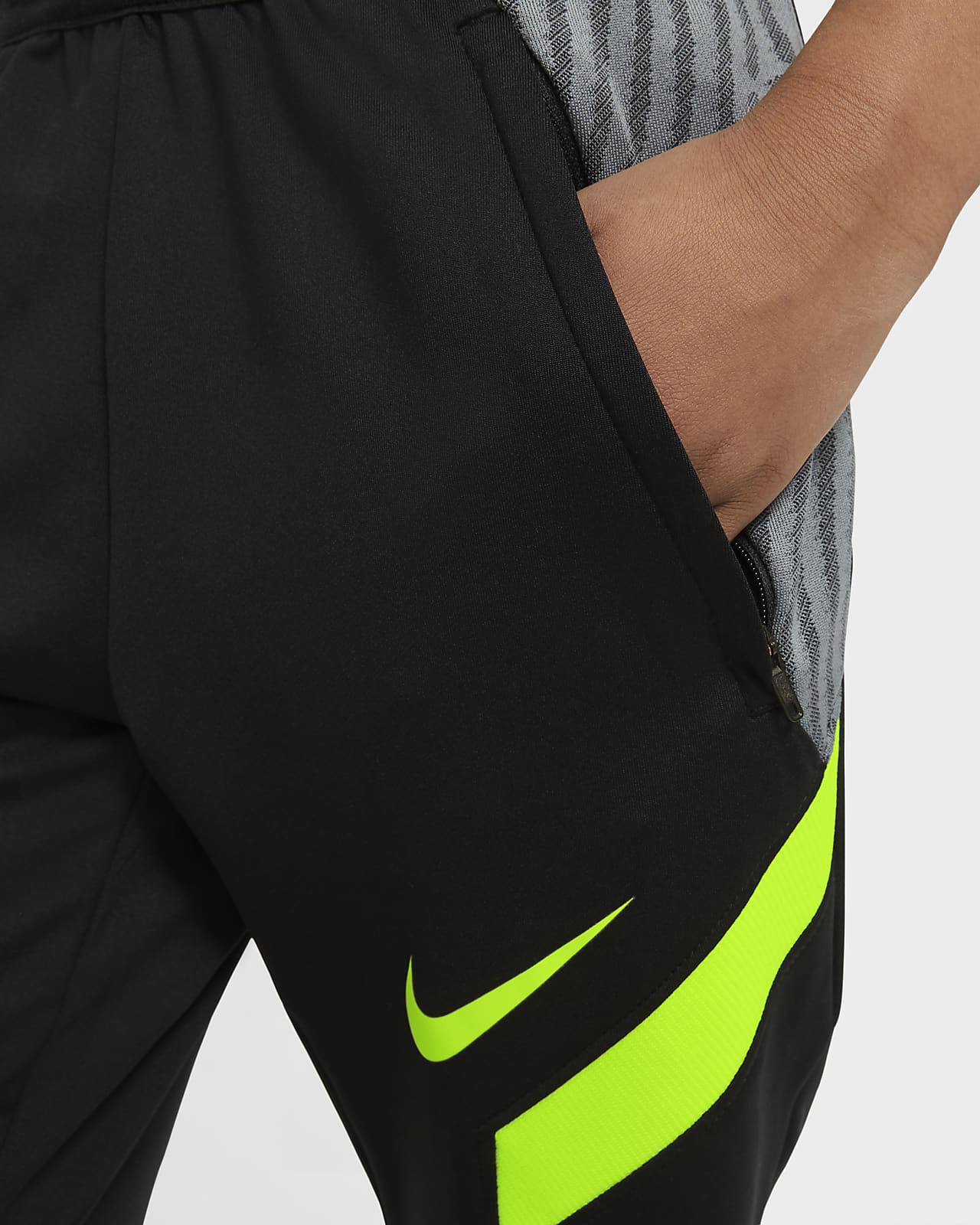 nike dry strike pants