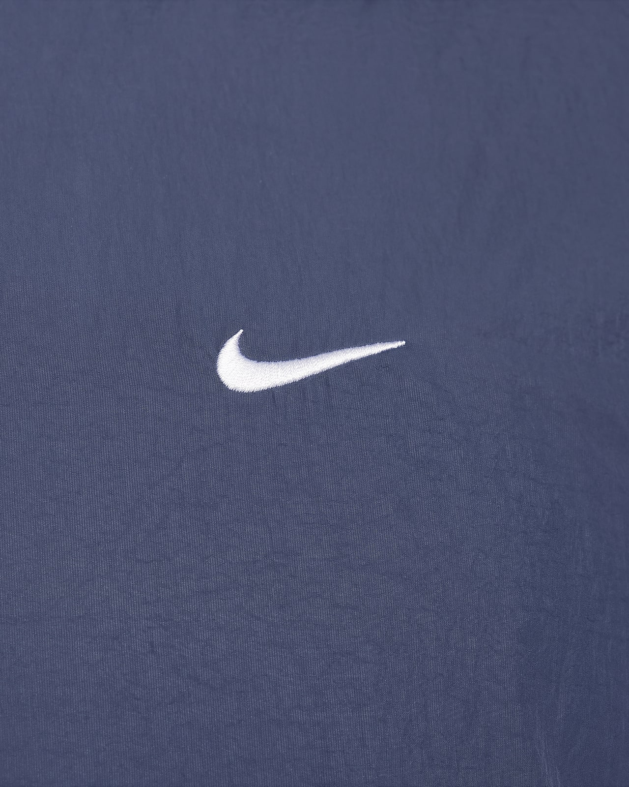 Nike Swoosh.