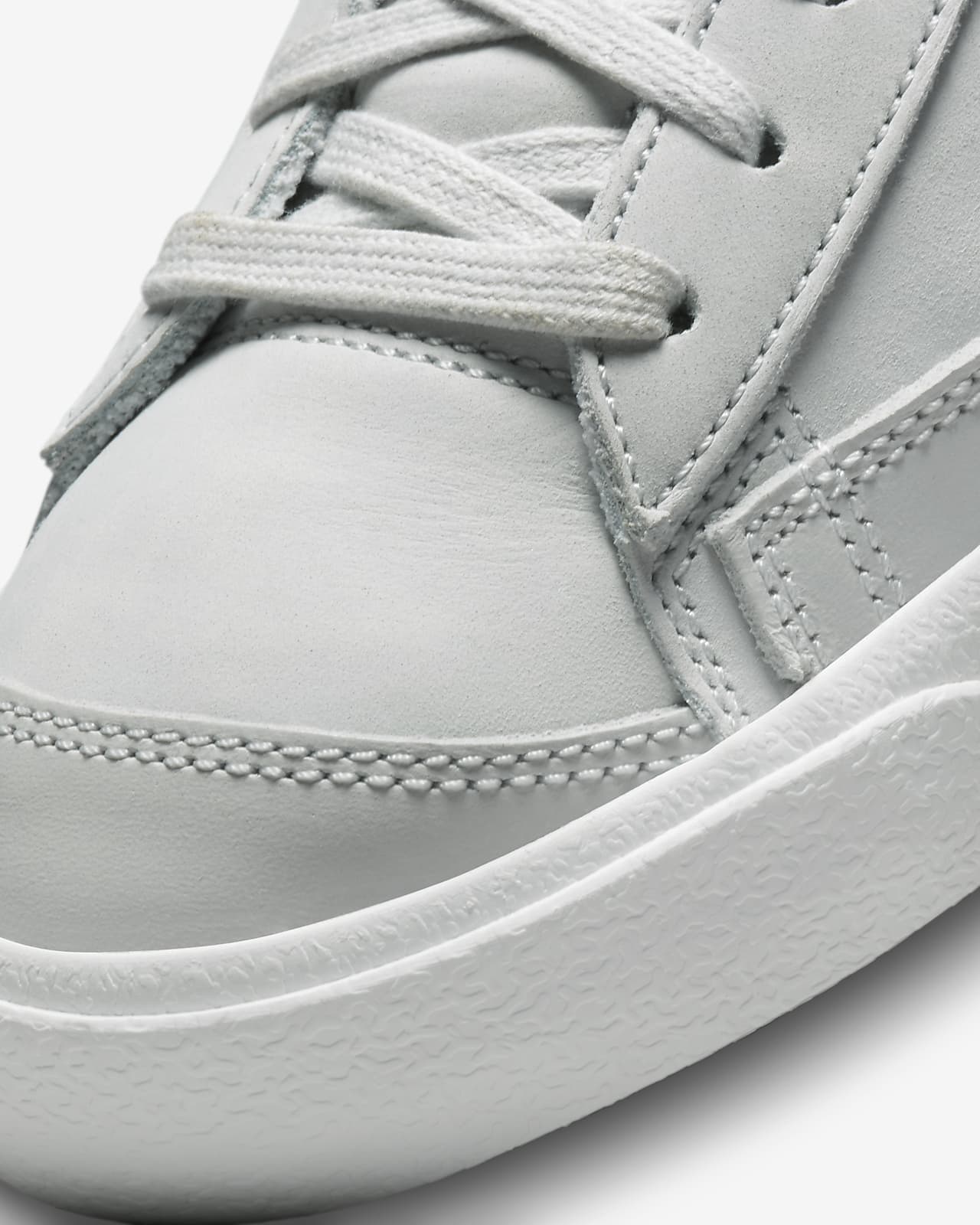 Nike Blazer Mid Premium Zapatillas - Mujer. ES