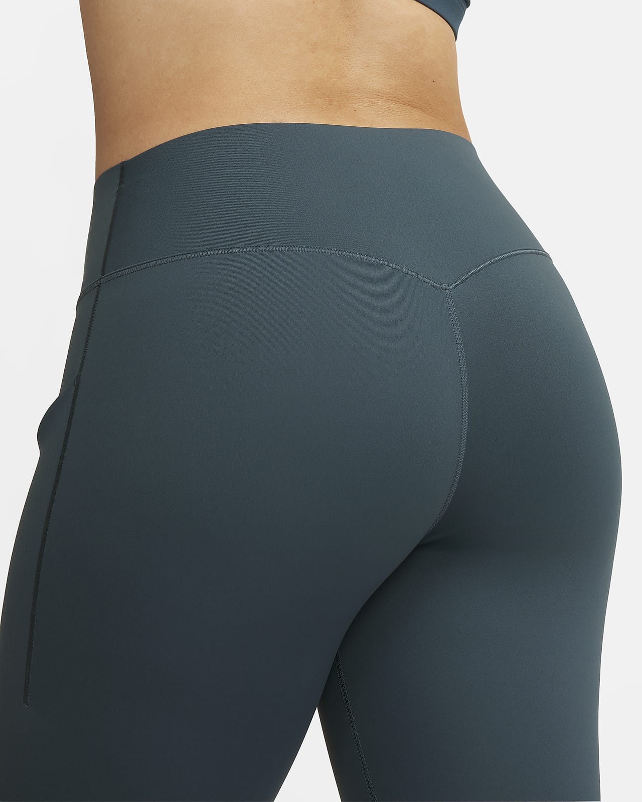 Nike Universa Women's Medium-Support Mid-Rise 7/8 Leggings with Pockets