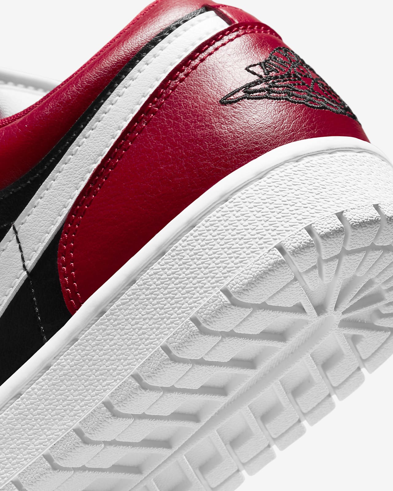 nike jordan black and white low