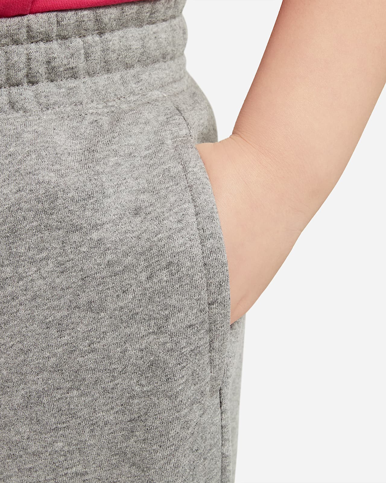 Nike Sportswear Club Nauwsluitende meisjesbroek van sweatstof (grotere maten).  Nike BE