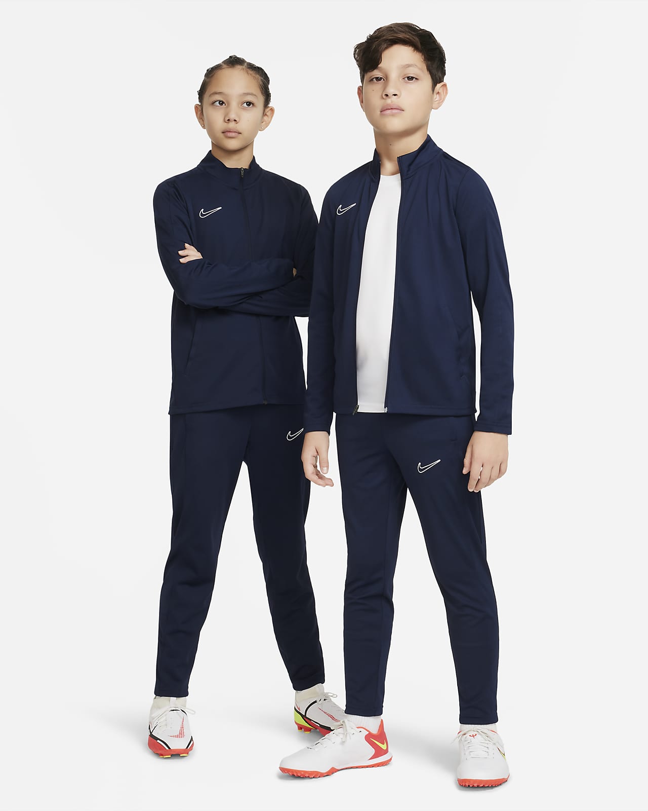 Παιδική ποδοσφαιρική φόρμα Nike Dri-FIT Academy23