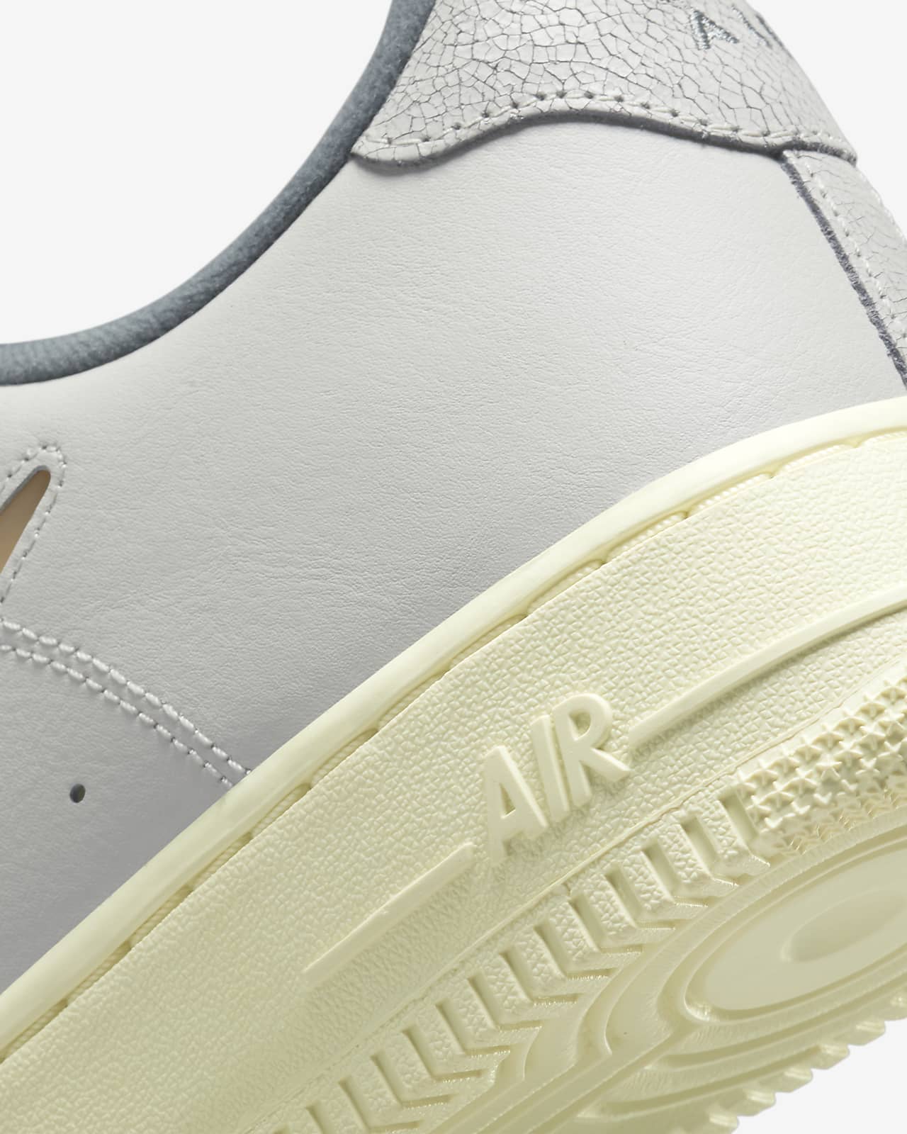 Nike Air Force 1 '07 LX Men's Shoes. Nike ID