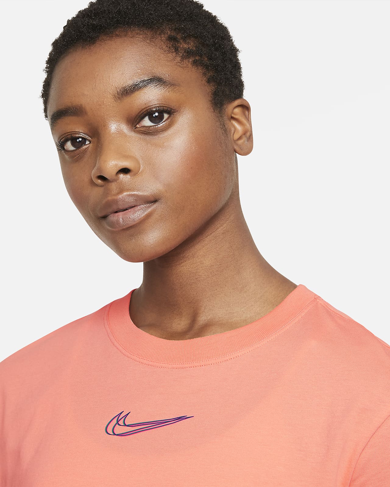 Nike Sportswear Women's Cropped Dance TShirt. Nike CZ