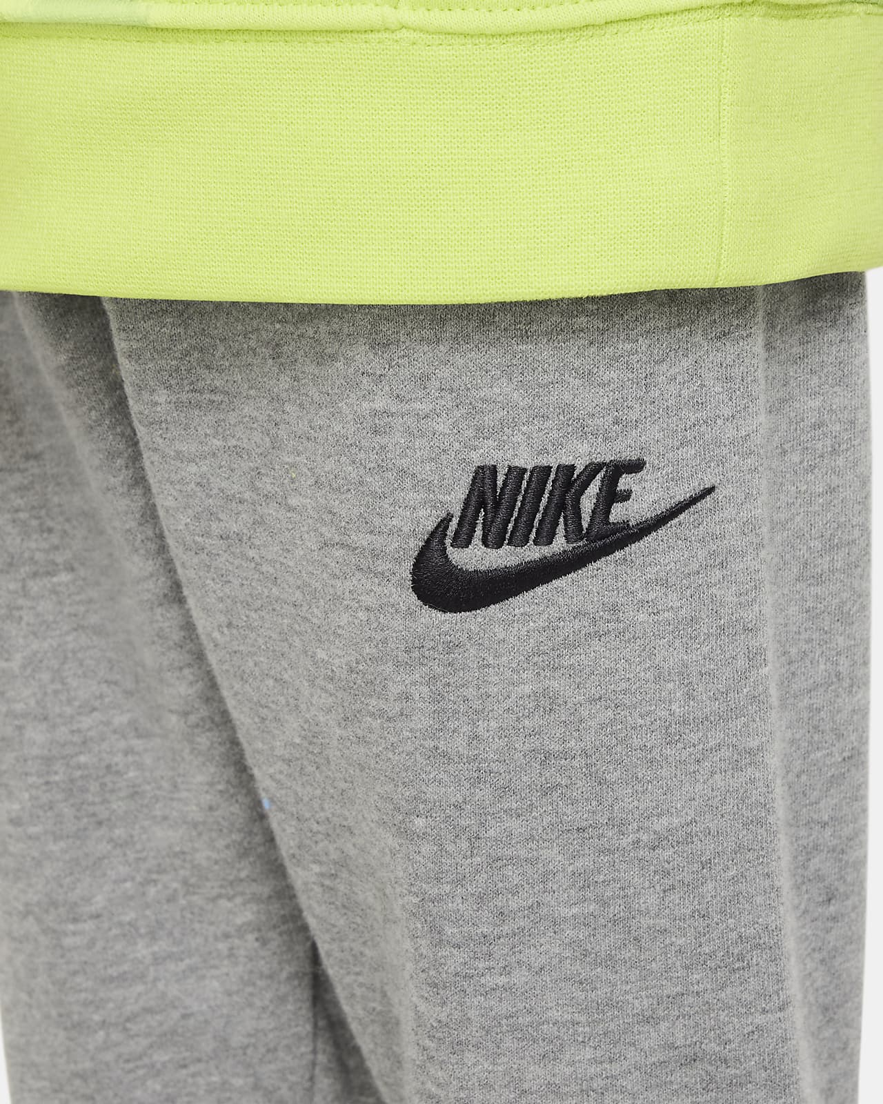 Nike Conjunto de sudadera con capucha y pantalón - Niño/a pequeño/a. Nike ES