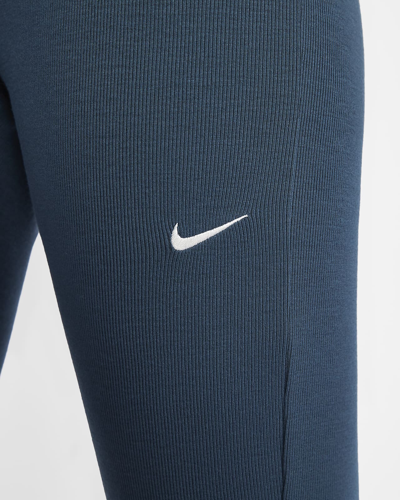 Nike Sportswear Chill Knit Women's Tight Mini-Rib Flared Leggings. Nike JP