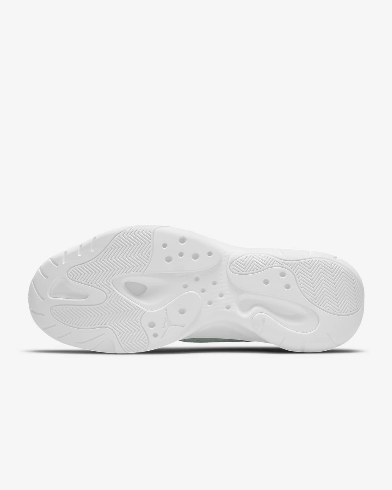 Air Jordan 11 CMFT Low Men's Shoes. Nike LU