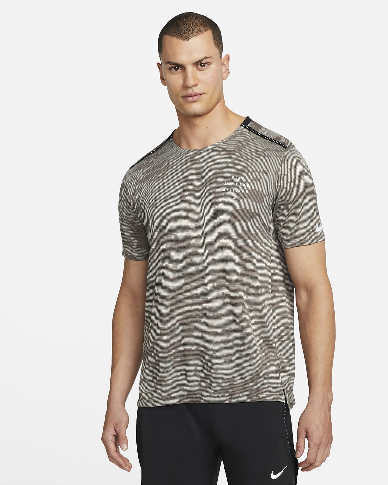 Maglia da running a manica corta Nike Dri-FIT Run Division Rise 365 - Uomo.  Nike IT