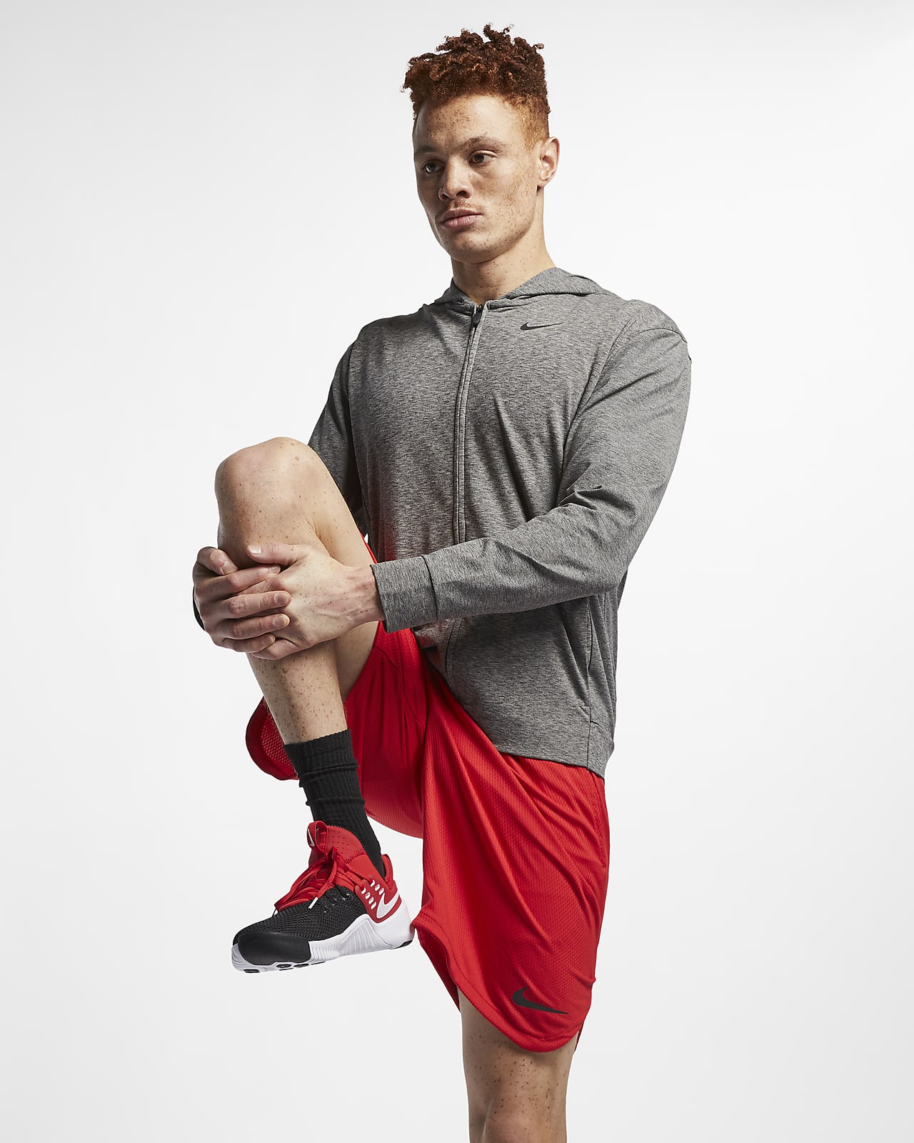 Nike Dri-FIT con capucha de entrenamiento de yoga cremallera completa - Hombre. Nike ES