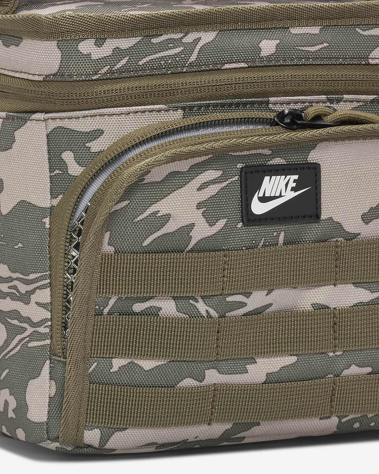 Nike Futura Sportswear Lunch Bag (6.75L)