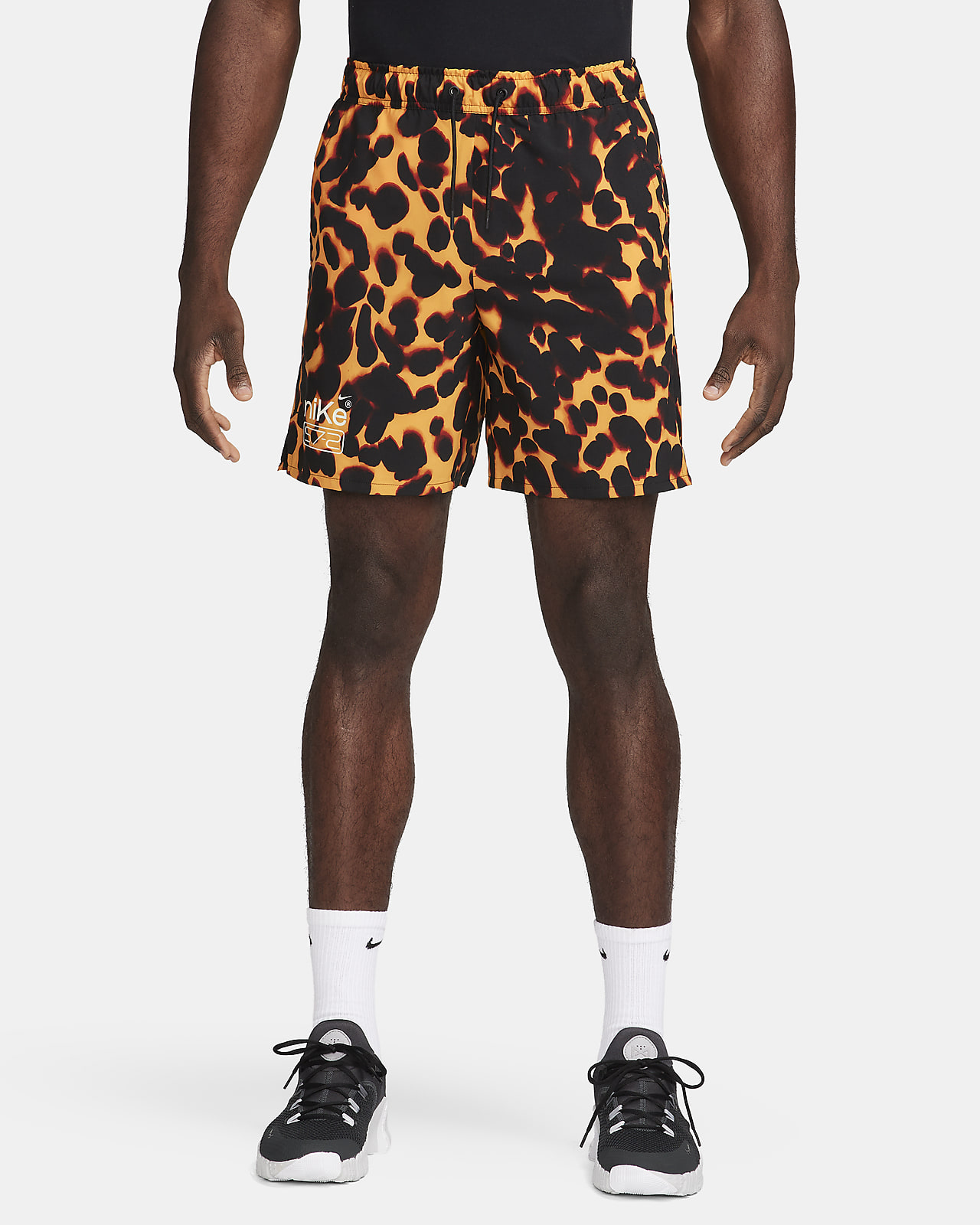 Nike Unlimited Studio '72 Men's Dri-FIT 7" Unlined Versatile Shorts