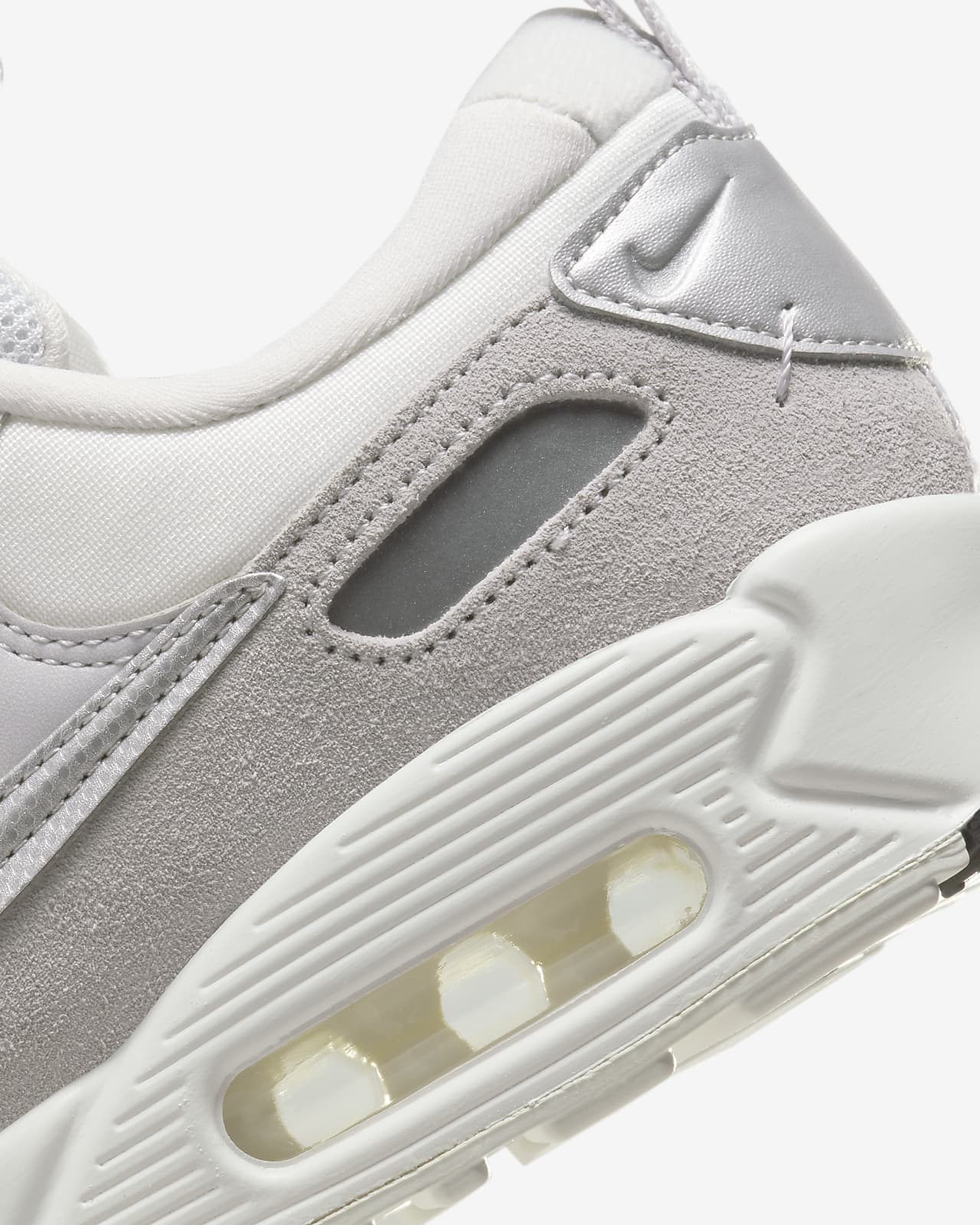 Sneakers Release – Nike Air Max 90 Futura “White