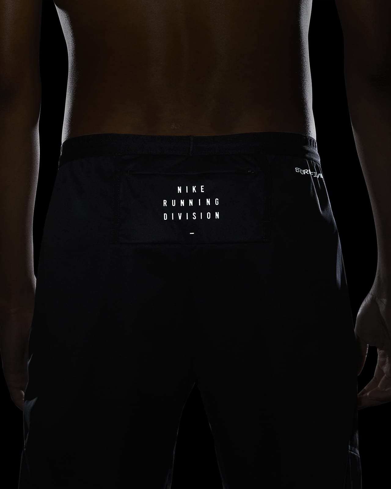 Nike Storm-FIT ADV Run Division Men's Running Trousers. Nike BG