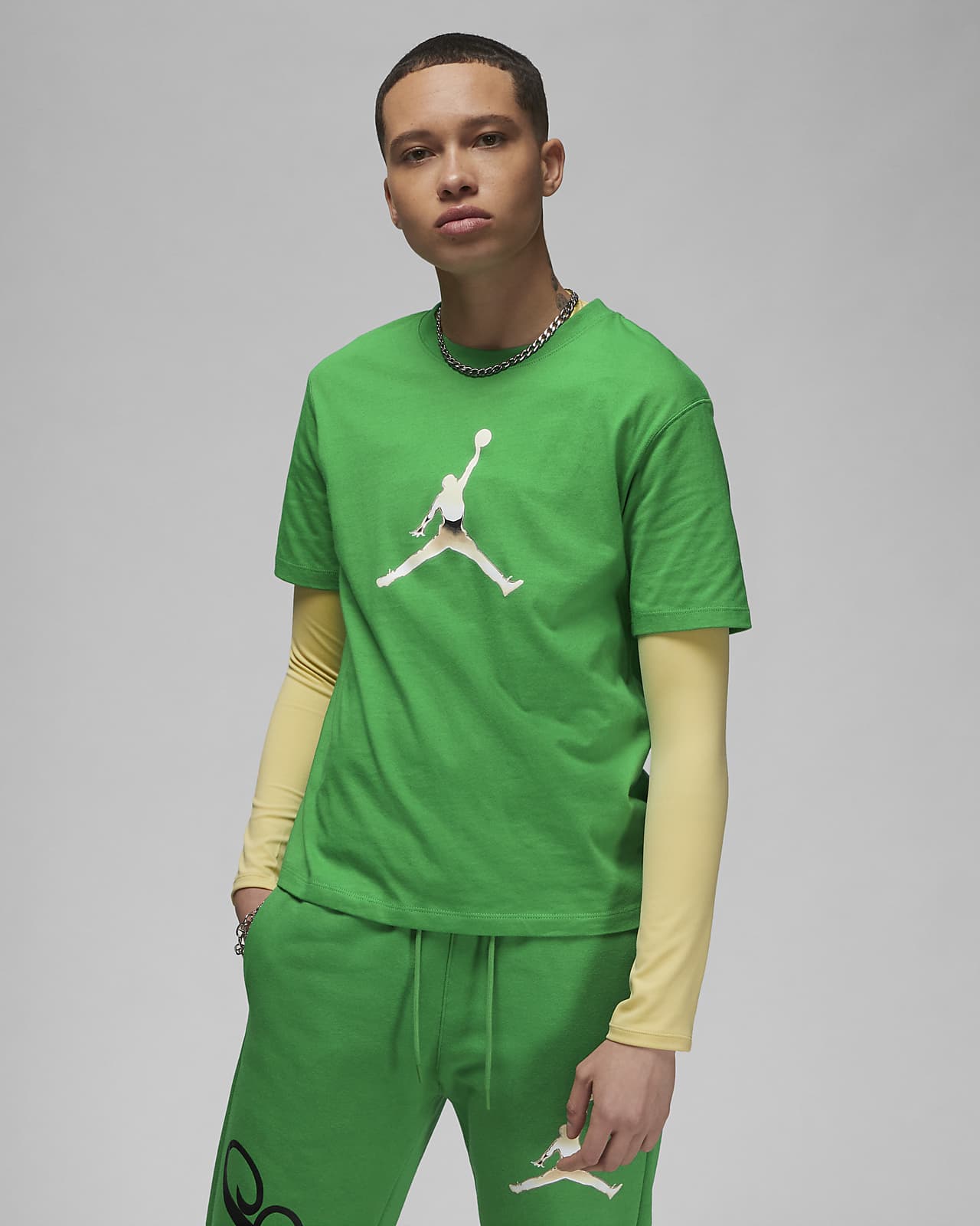 Voor u Pak om te zetten Stevig Jordan T-shirt met graphic voor dames. Nike BE
