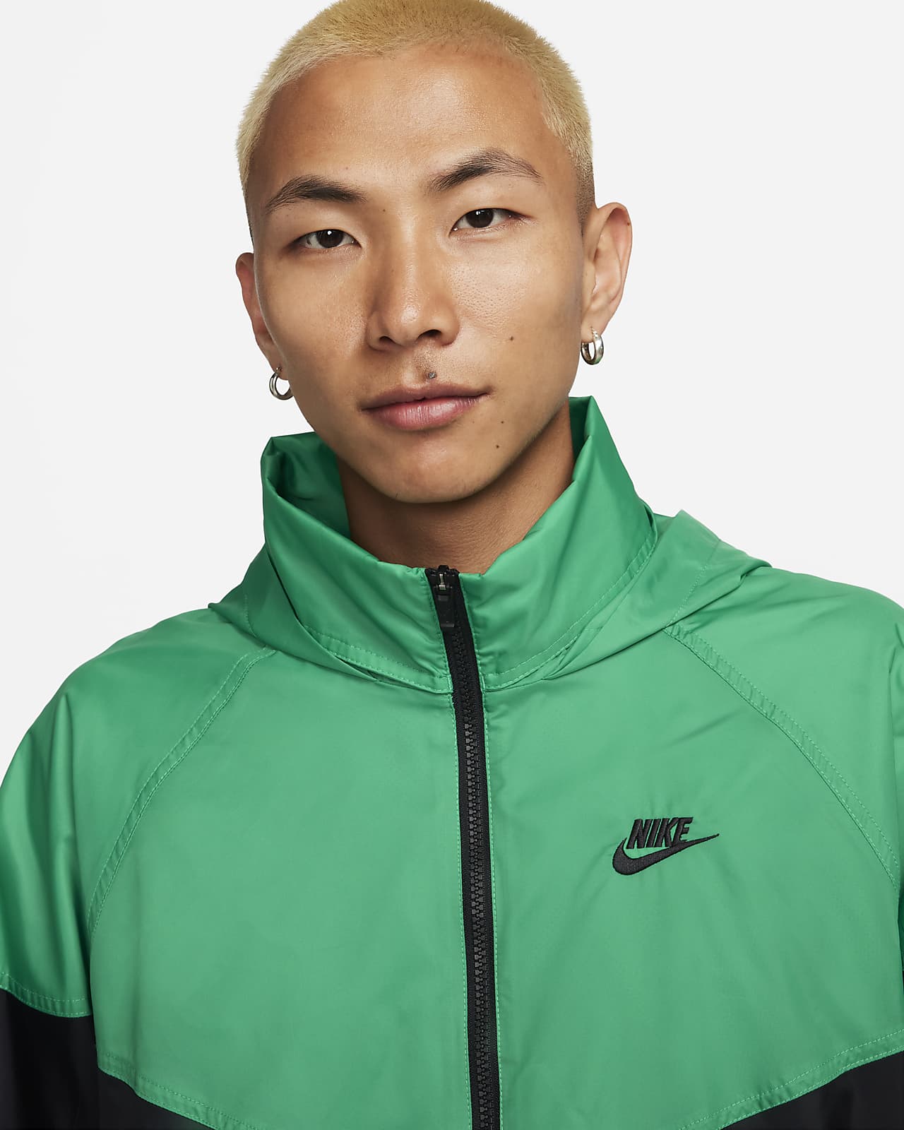 Nike Windrunner Men's Anorak Jacket.