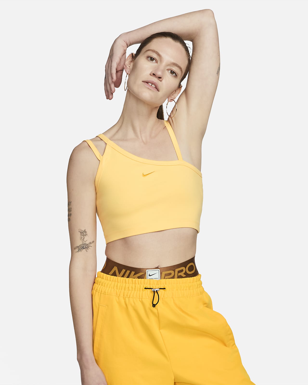 Australia impactante Apariencia Camiseta de tirantes cropped asimétrica para mujer Nike Sportswear Everyday  Modern. Nike MX