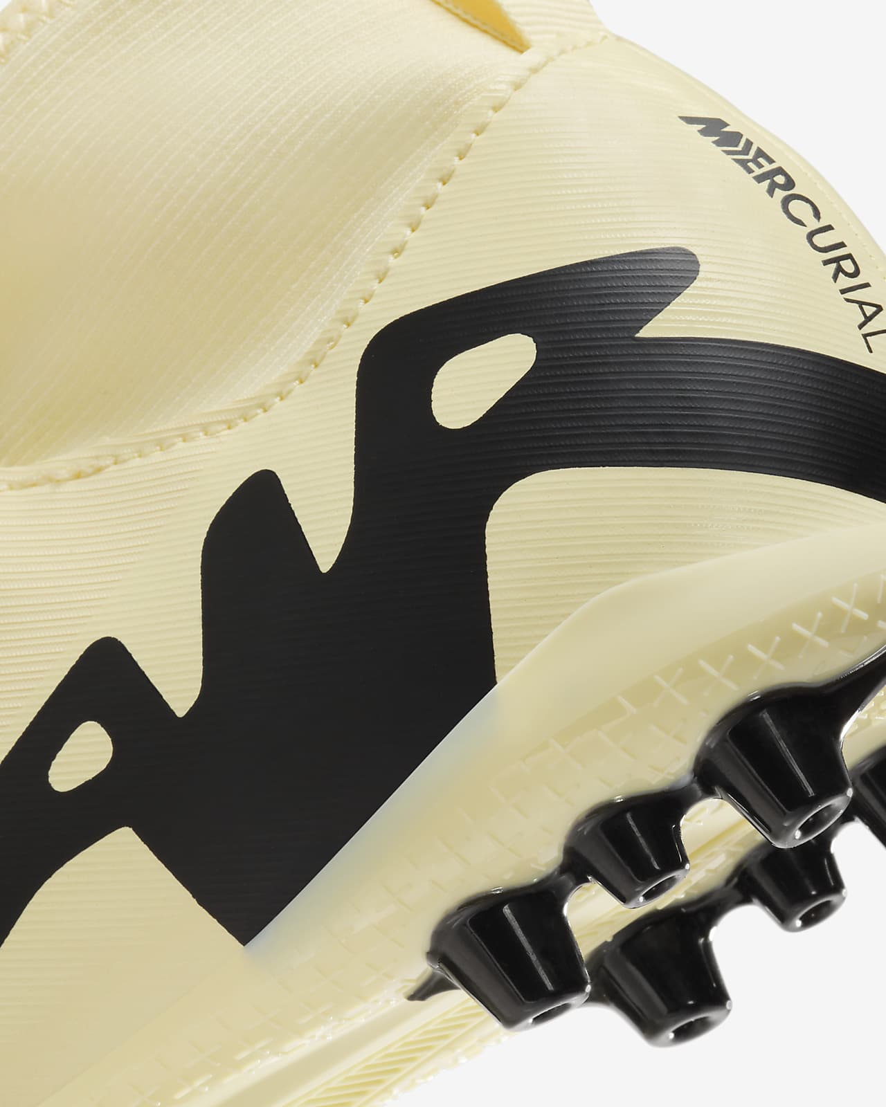 Crampons de clearance foot nike mercurial