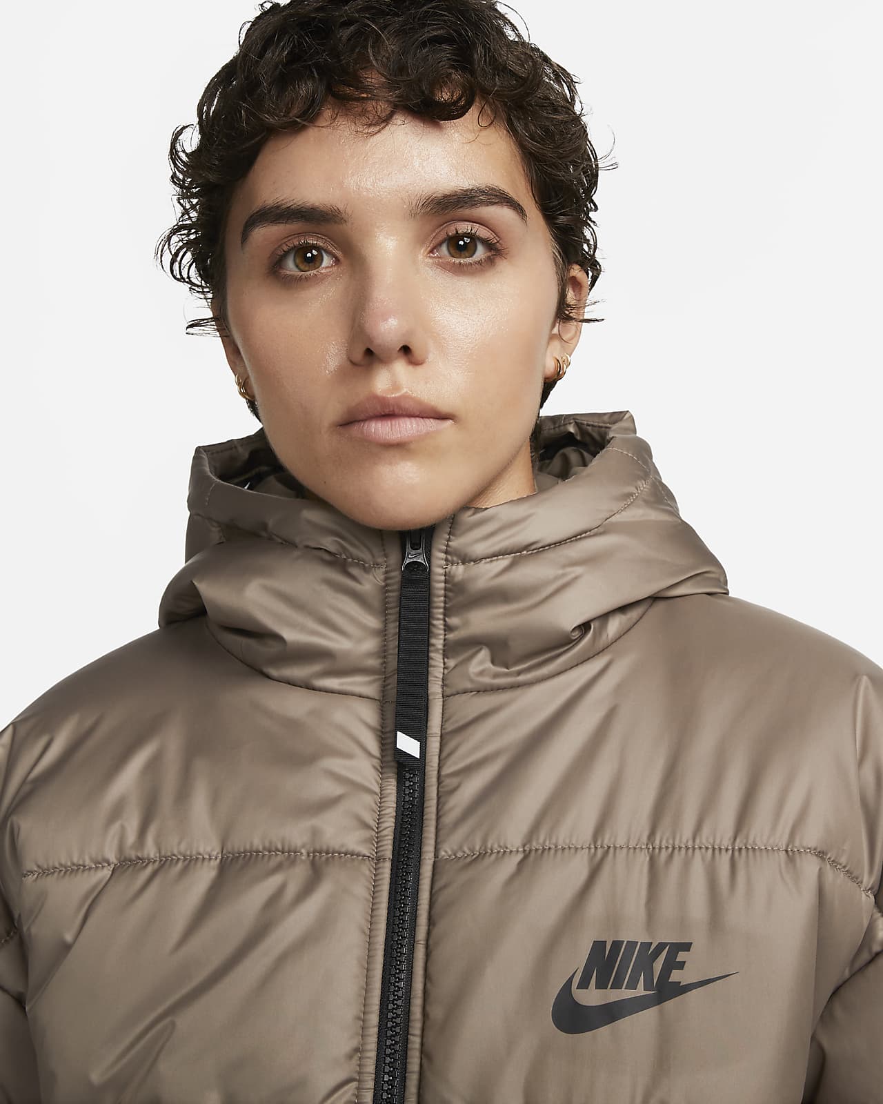 Nike Sportswear Therma-FIT Repel Women's Synthetic-Fill Hooded Jacket. Nike