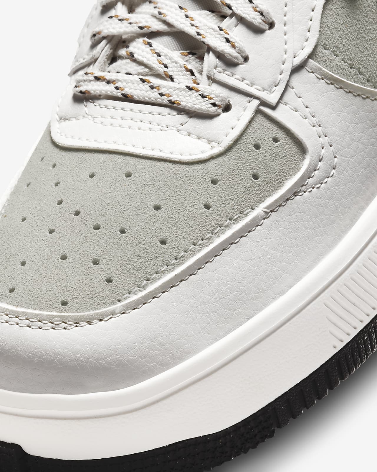 Nike Air Force 1 Fontanka Damenschuh. Nike CH