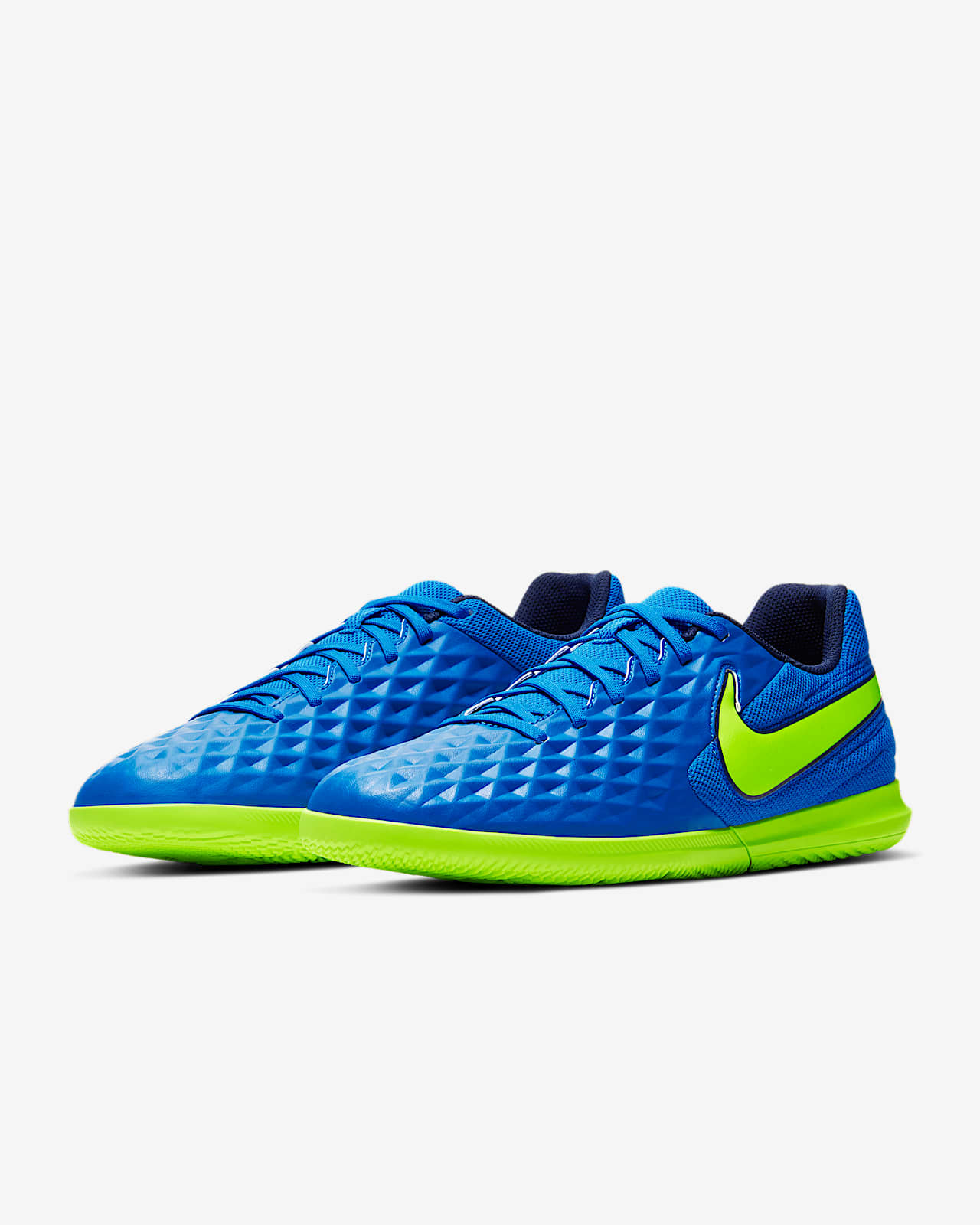 nike tiempo legend 8 club indoor soccer shoes