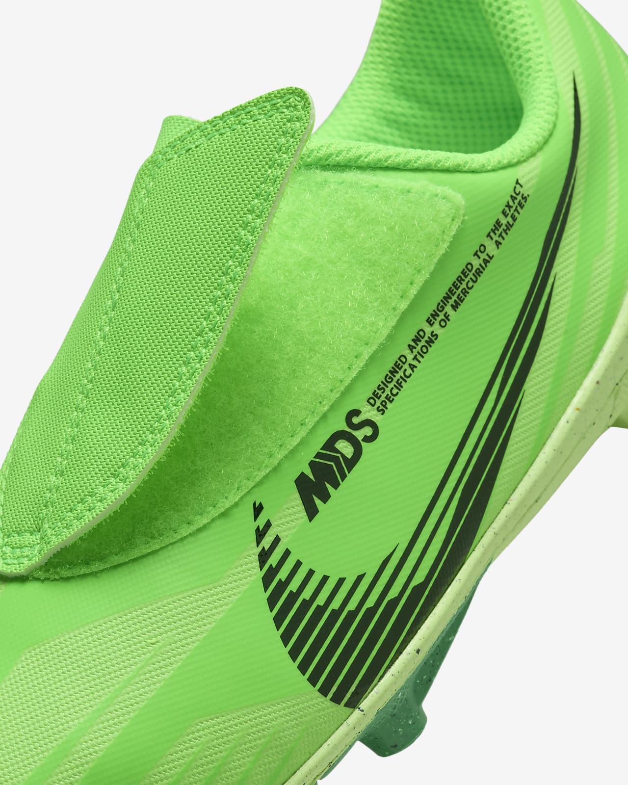 Mercurial hotsell nike green