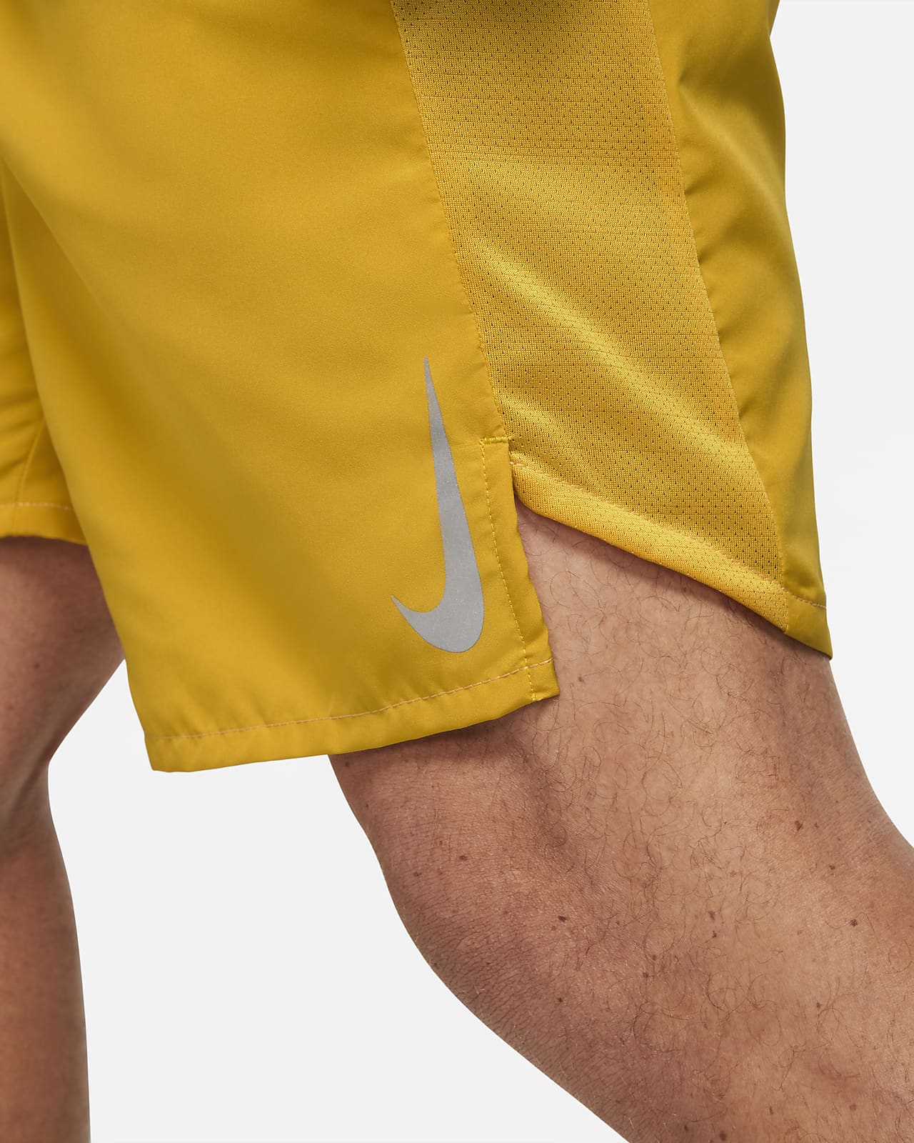 nike challenger 9 inch shorts