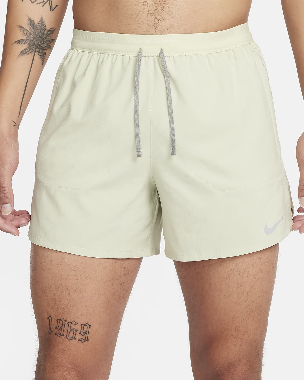 Nike Dri-FIT Run Division Stride Men's 4 Brief-Lined Running Shorts.