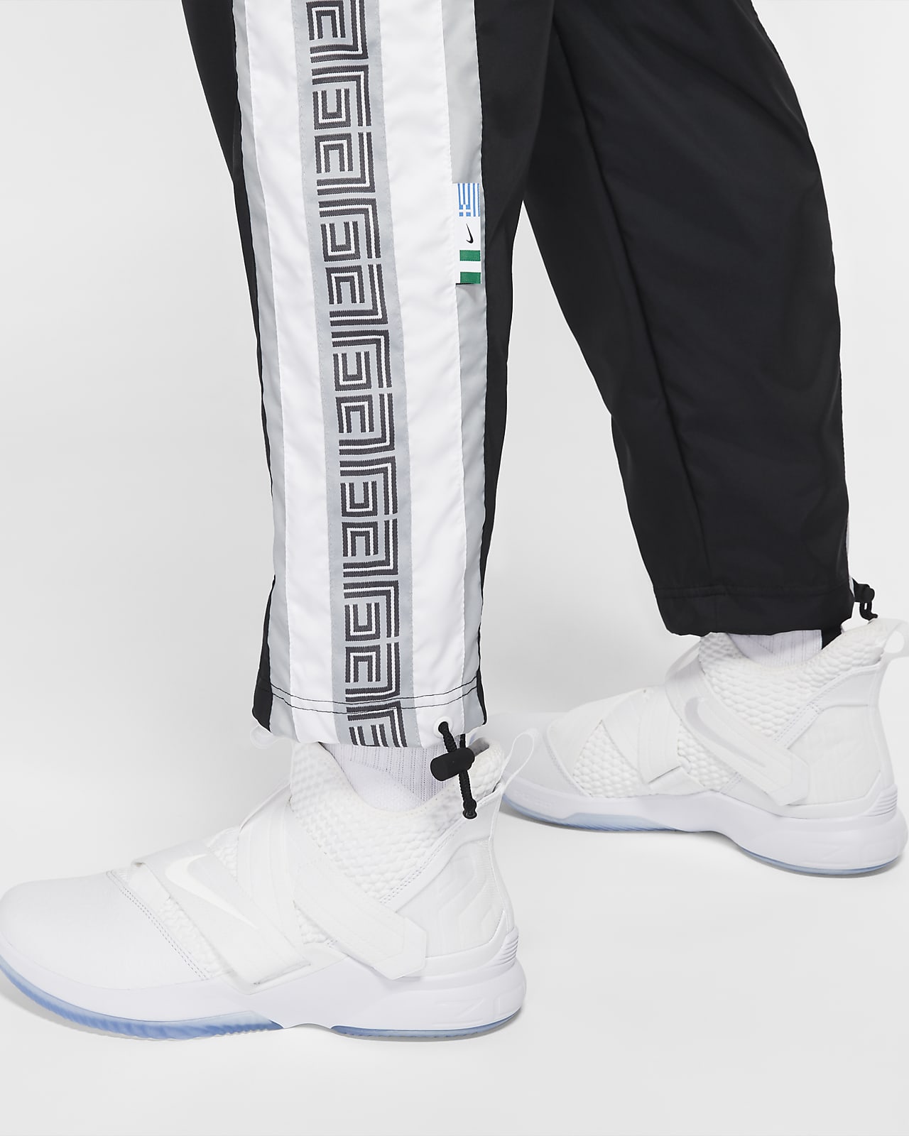 Giannis Men's Track Pants. Nike.com