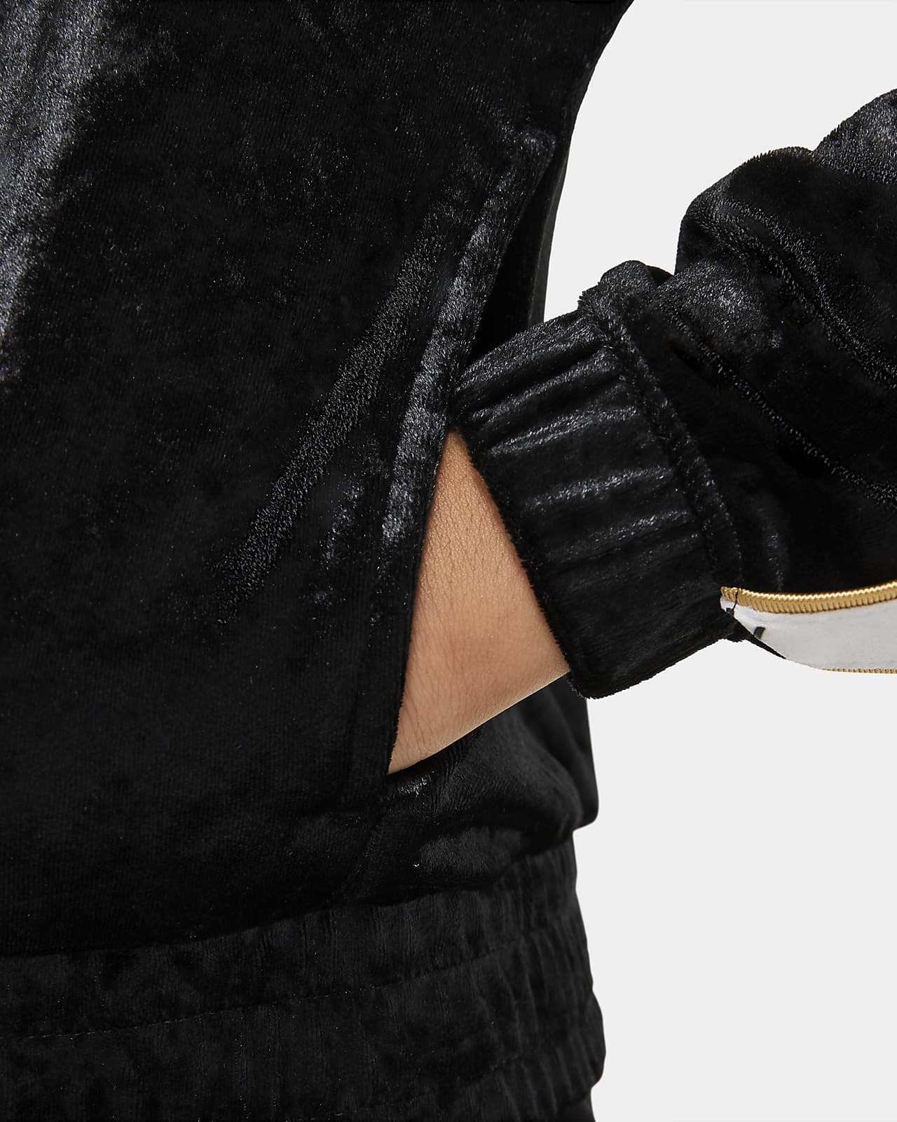 older girls nike tracksuit