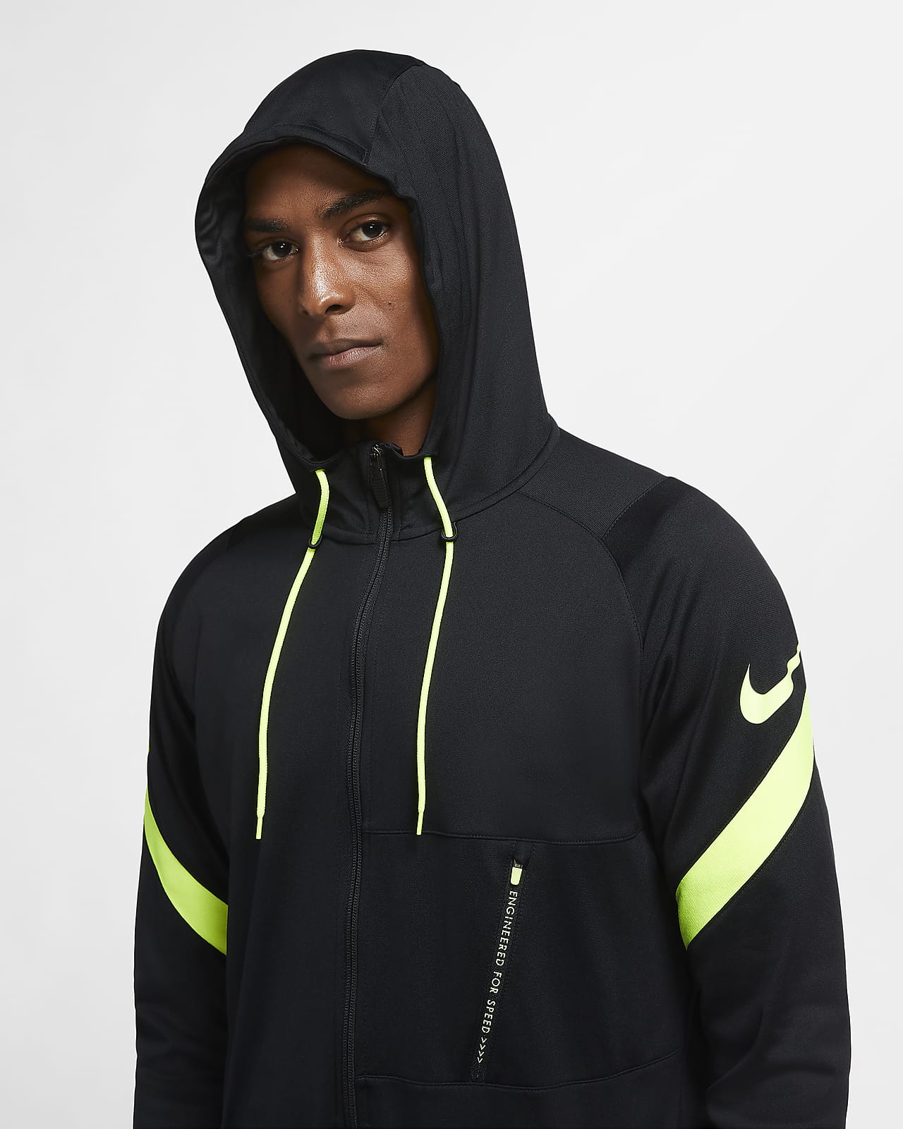 vetement homme nike